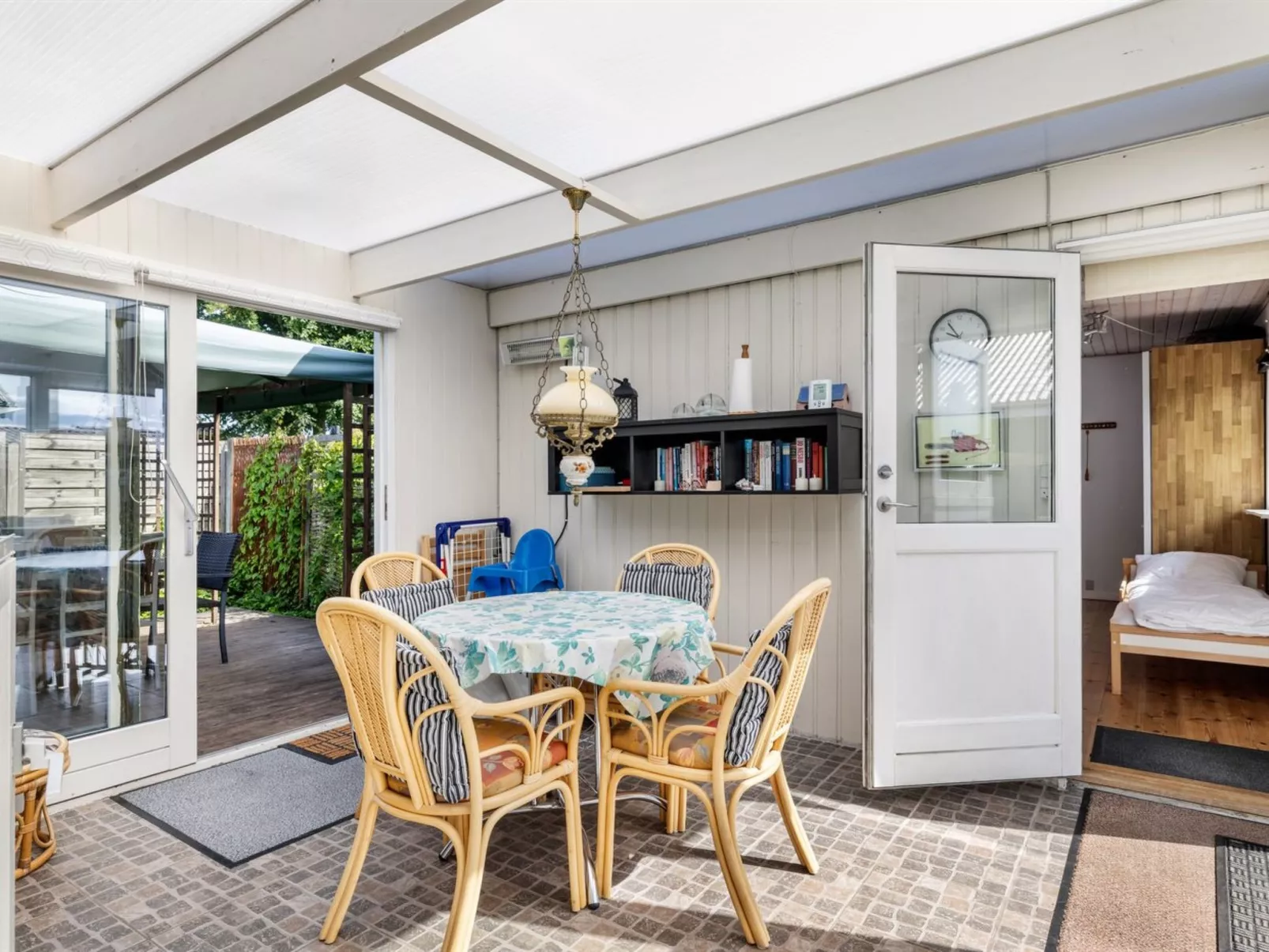 "Edeltraud" - 100m from the sea - Drinnen