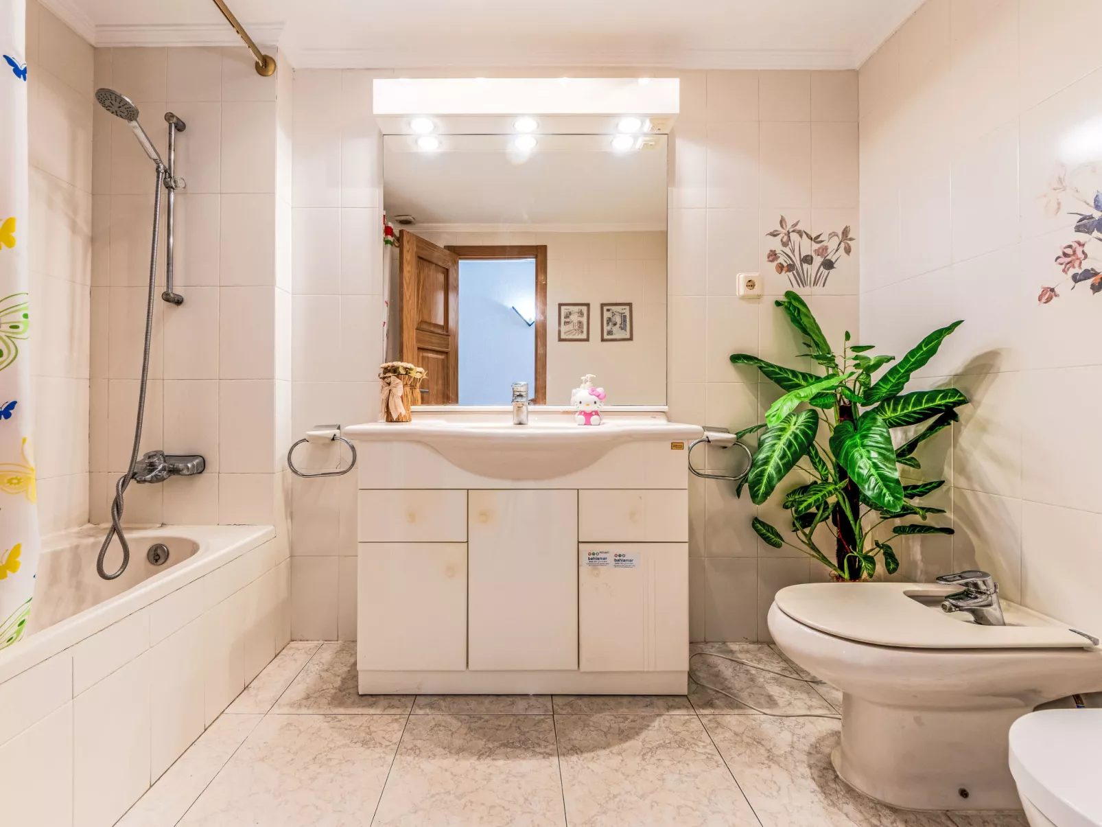 Bahia Dorada - Drinnen