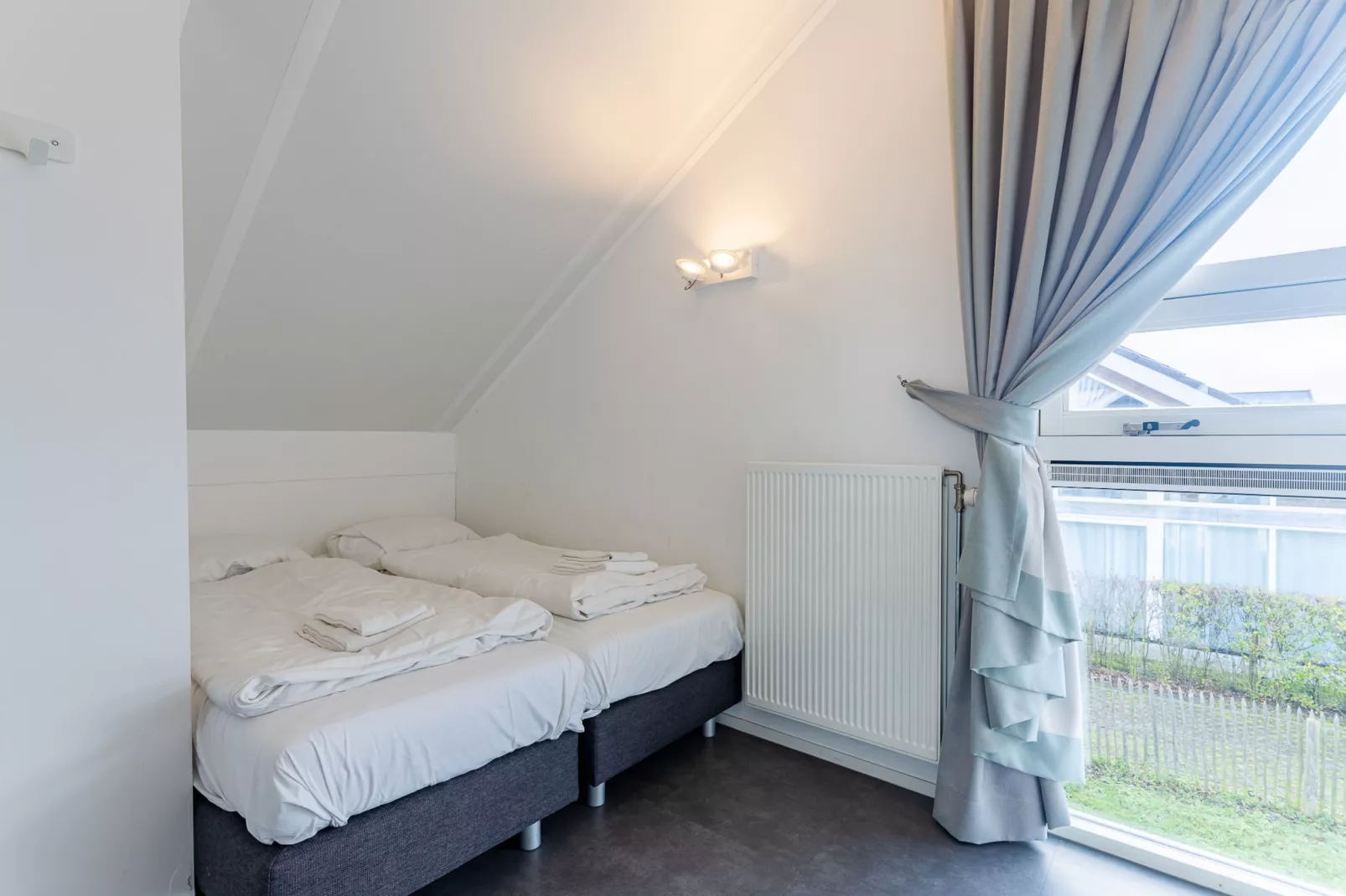 Zonnedorp 19 Modern holiday home Renesse | Beach within walking distance - Chambre