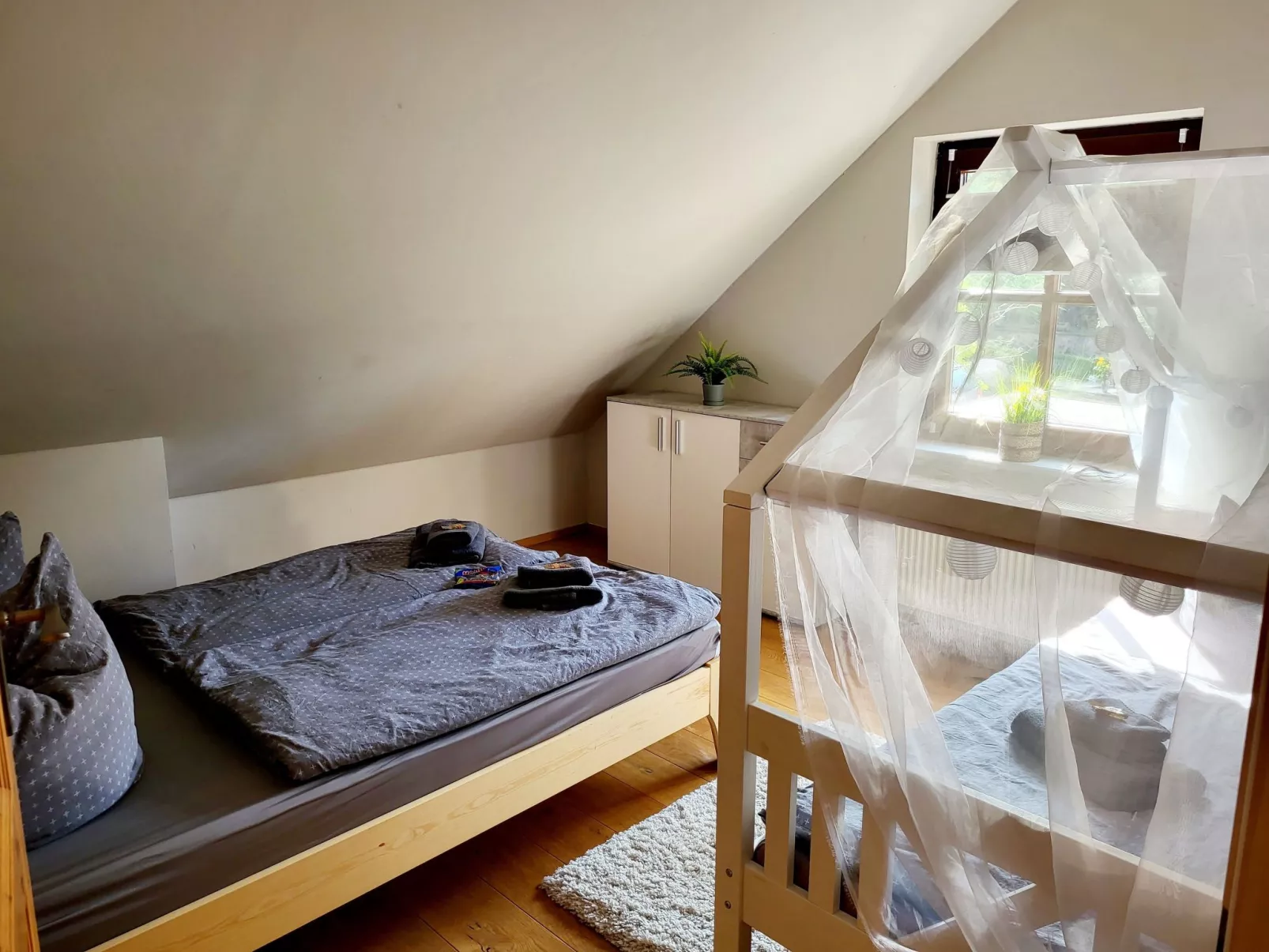 Wellnessparadies mit Sauna und Whirlpool - Image-tags.info