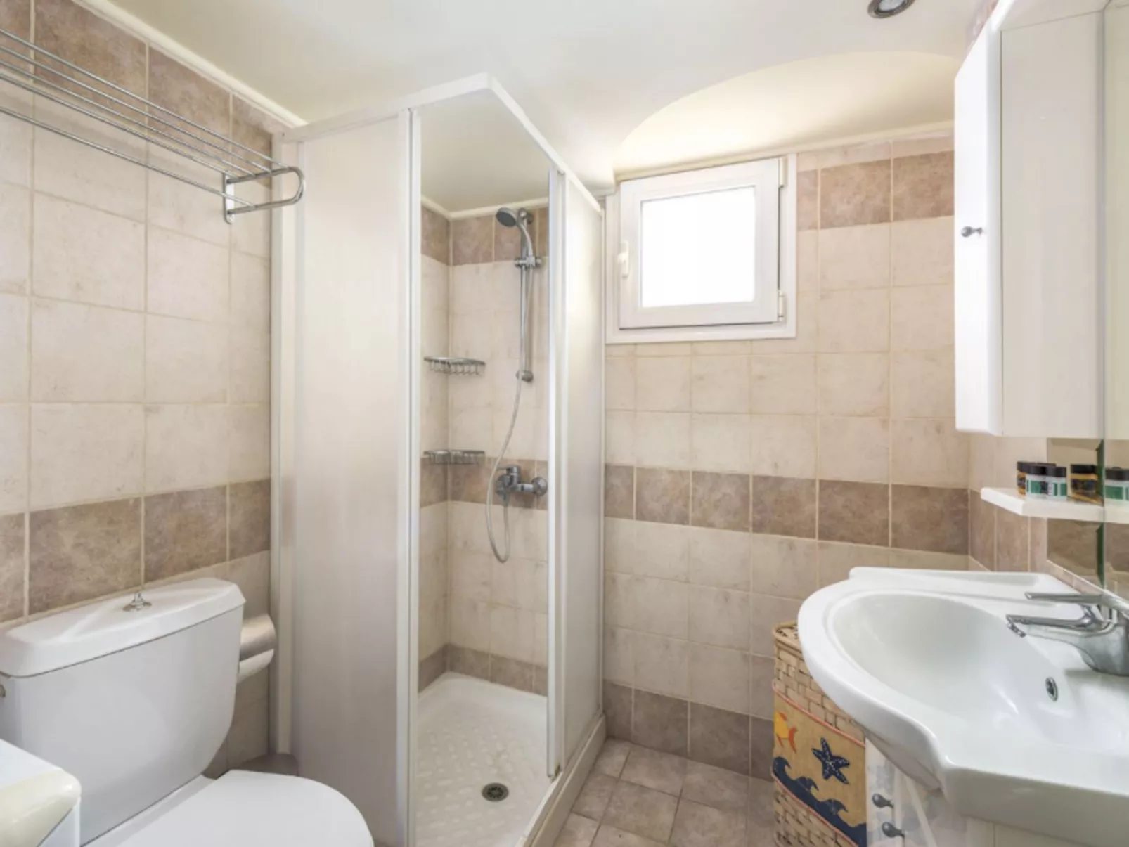 Villa Euphoria, Strand von Gennadi - Image-tags.info