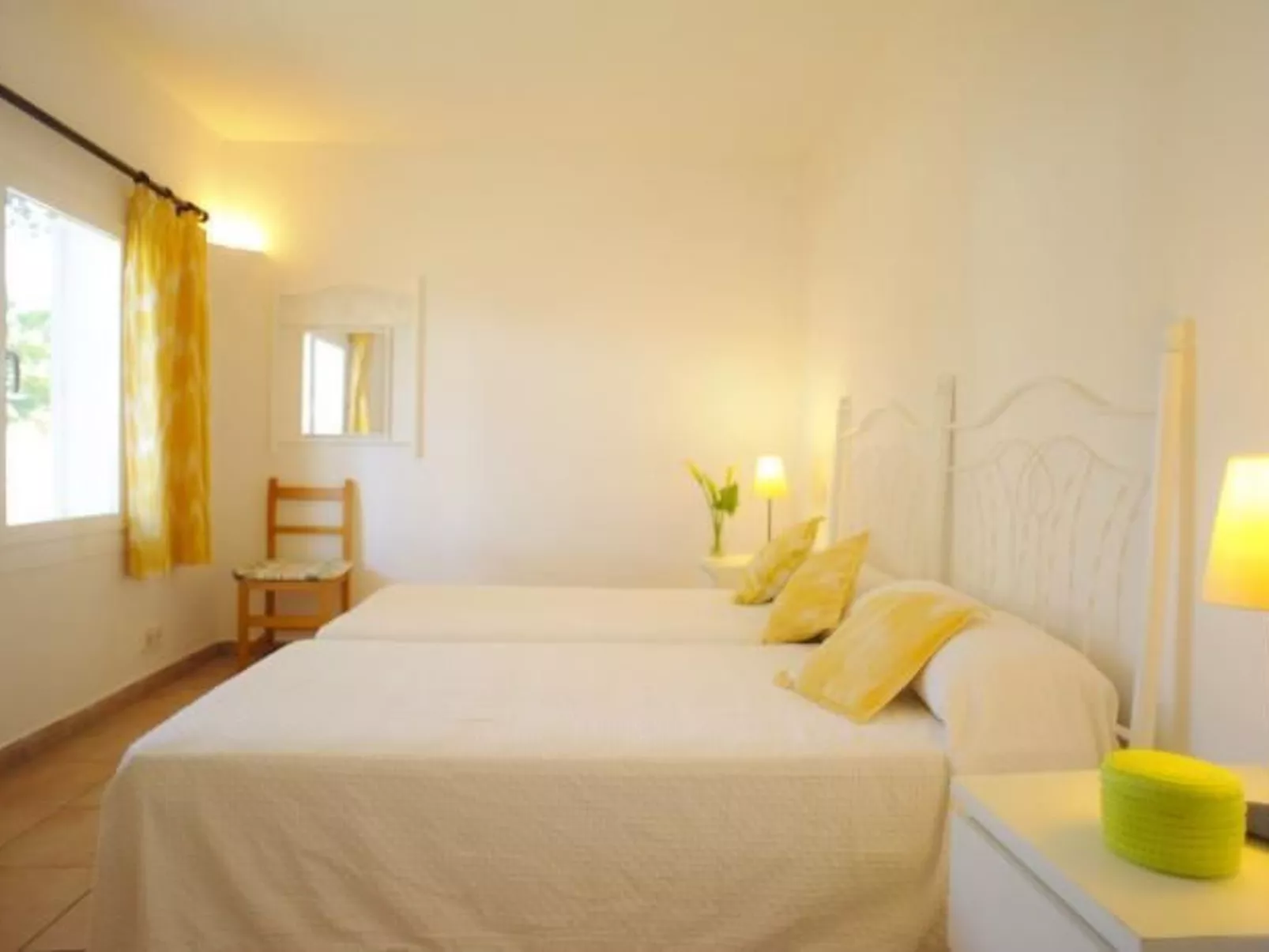 Pineda-Image-tags.info