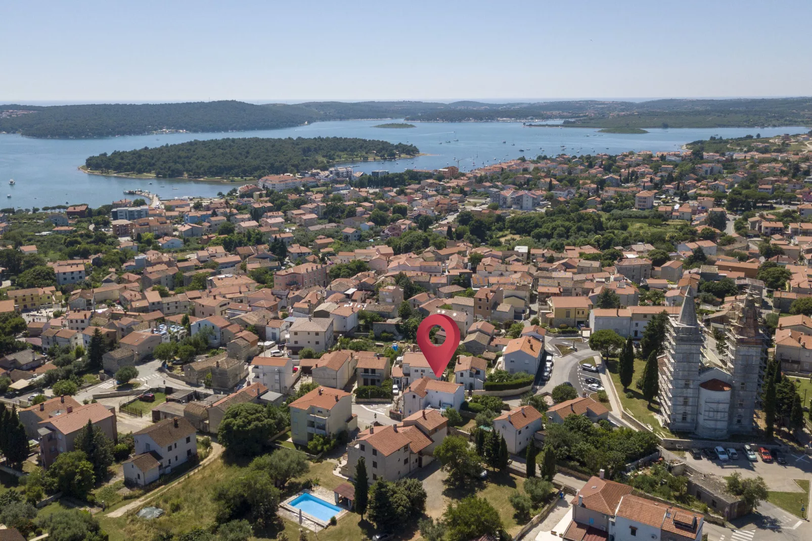 House Bernarda-Areas summer 1km