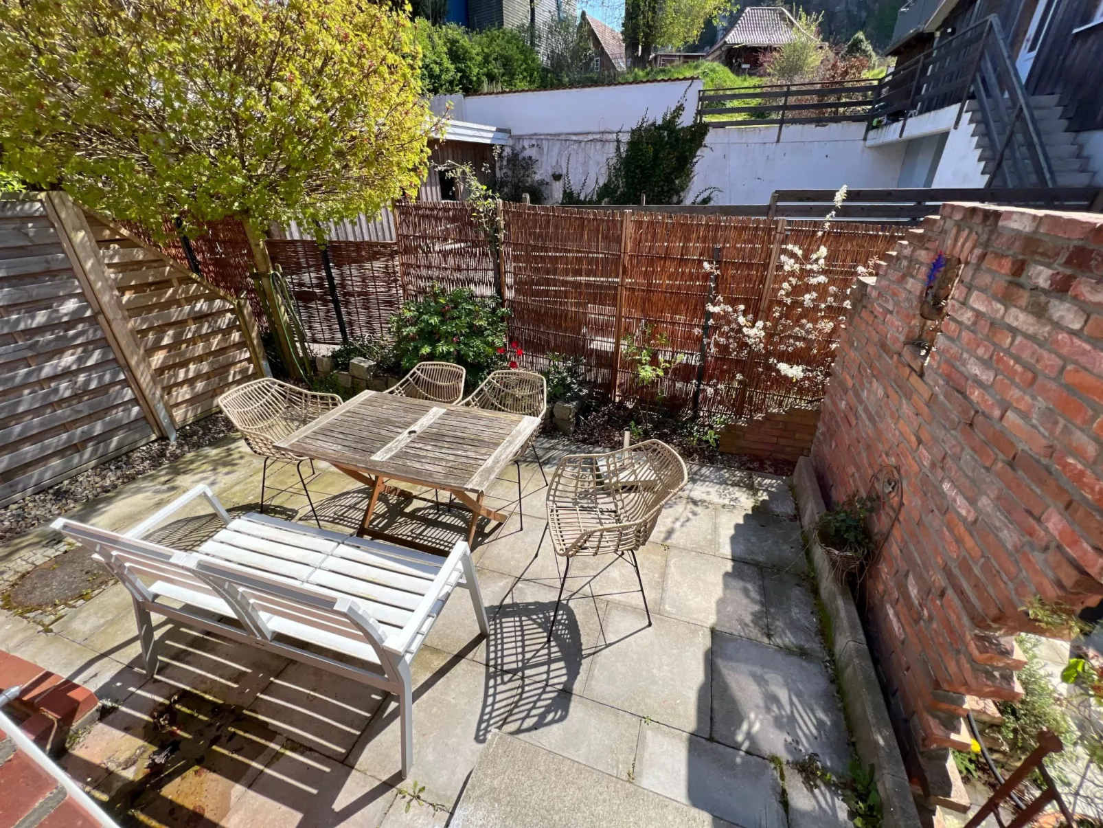 Mit eigener Terrasse - Image-tags.info