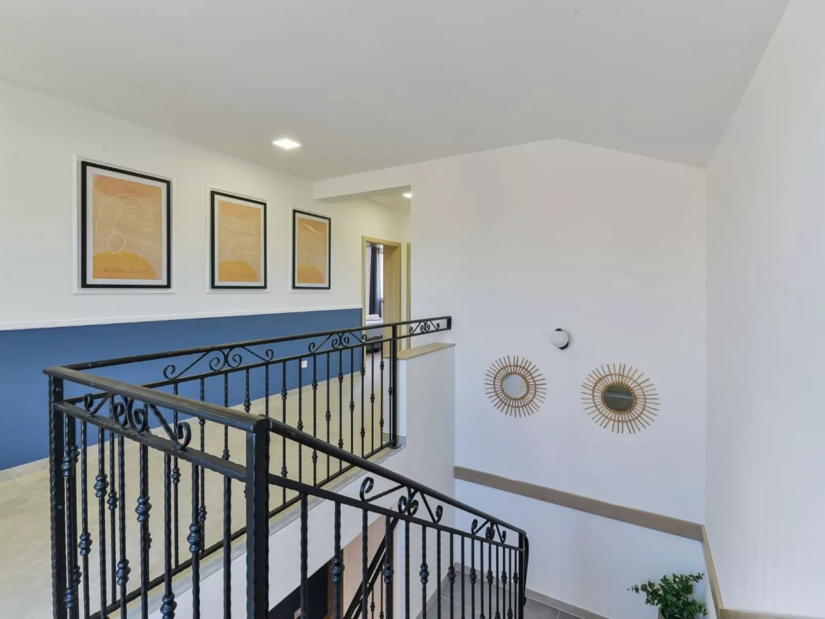 Romantische Villa mit Pool und Sauna, in Strandnähe - Image-tags.info