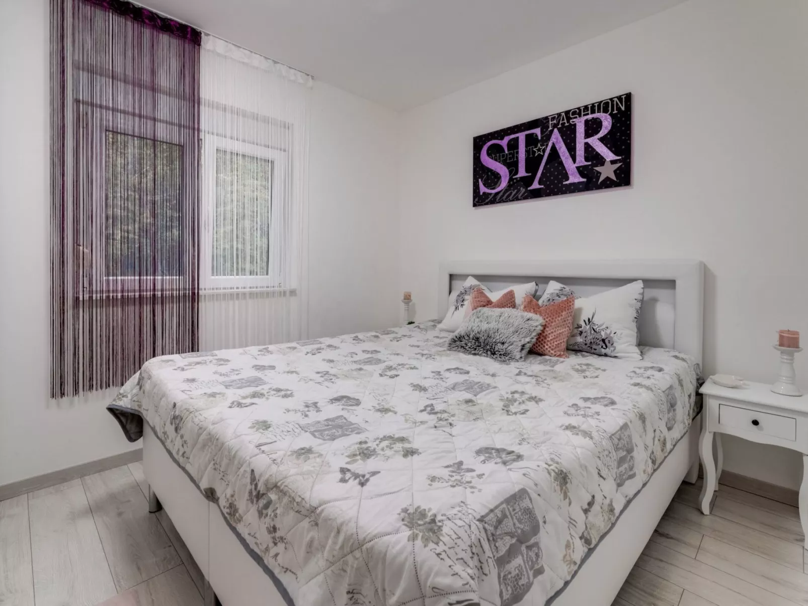 Neue Villa mit Pool und Meerblick - Image-tags.info