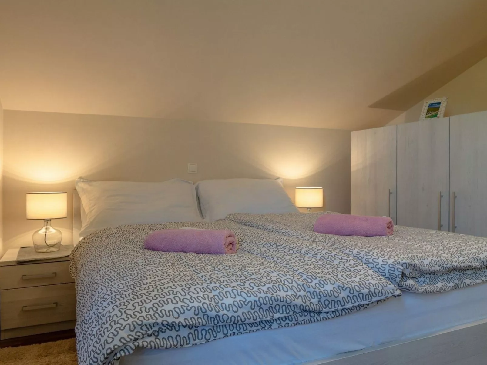 Apartment Sum mora 3 - Image-tags.info