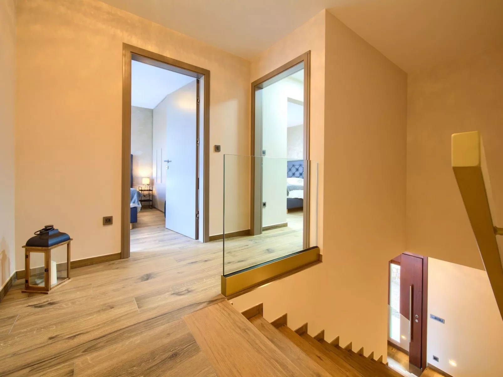 "Lana" mit Schwimmbad - Image-tags.info