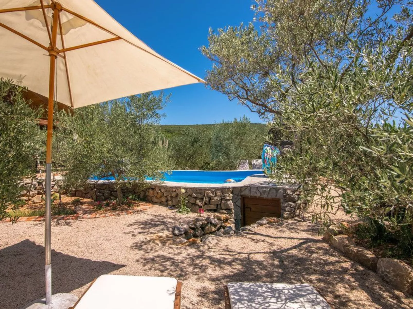 Haus mit Pool, 50 Meter vom Meer entfernt - Image-tags.info