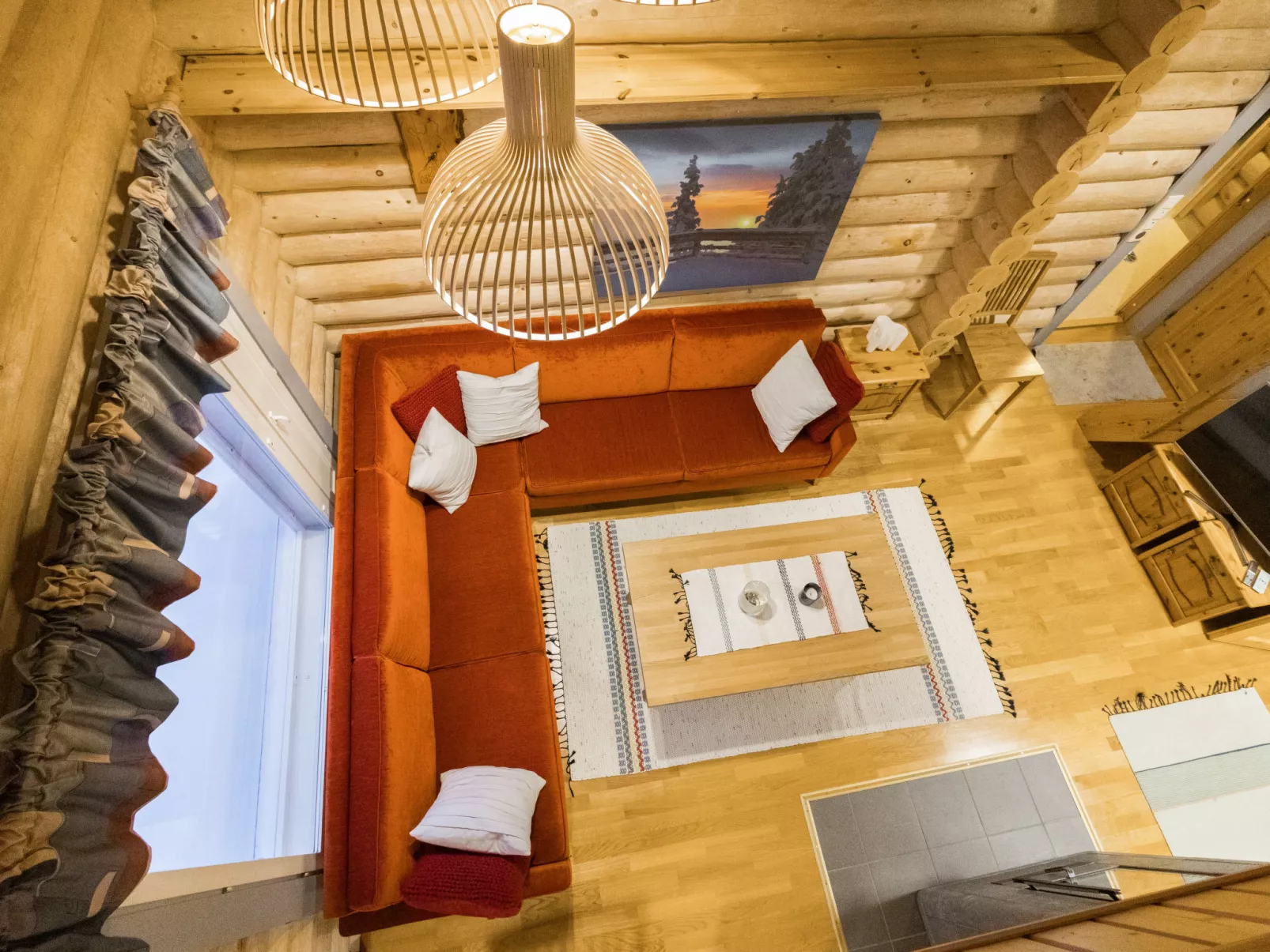 Salvostie 13, hetta - Dedans