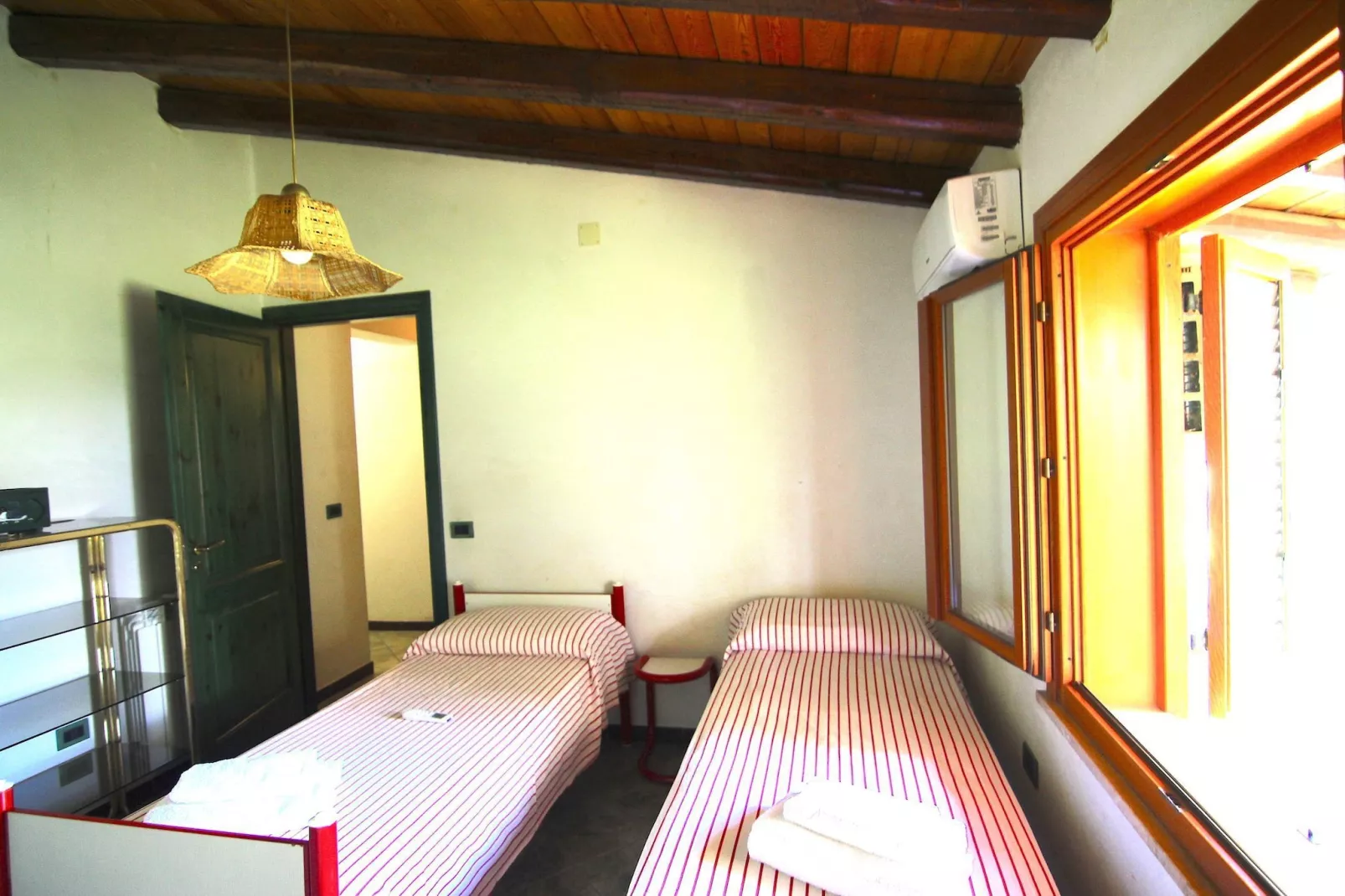 Villaseasicily 24p - Bedroom