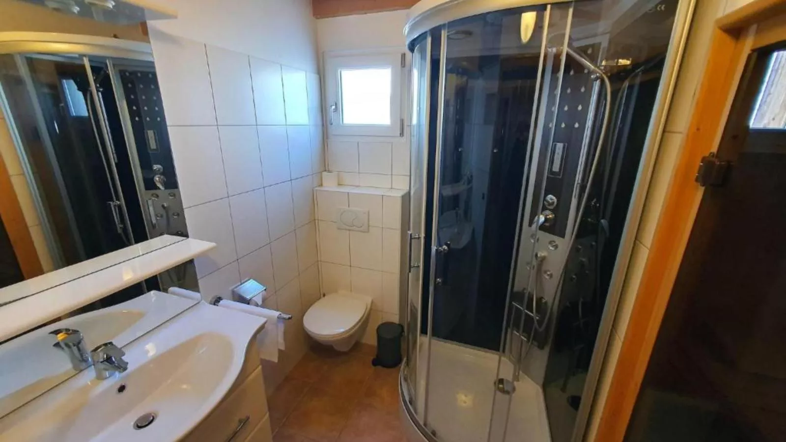 Tauern Lodge - Badezimmer