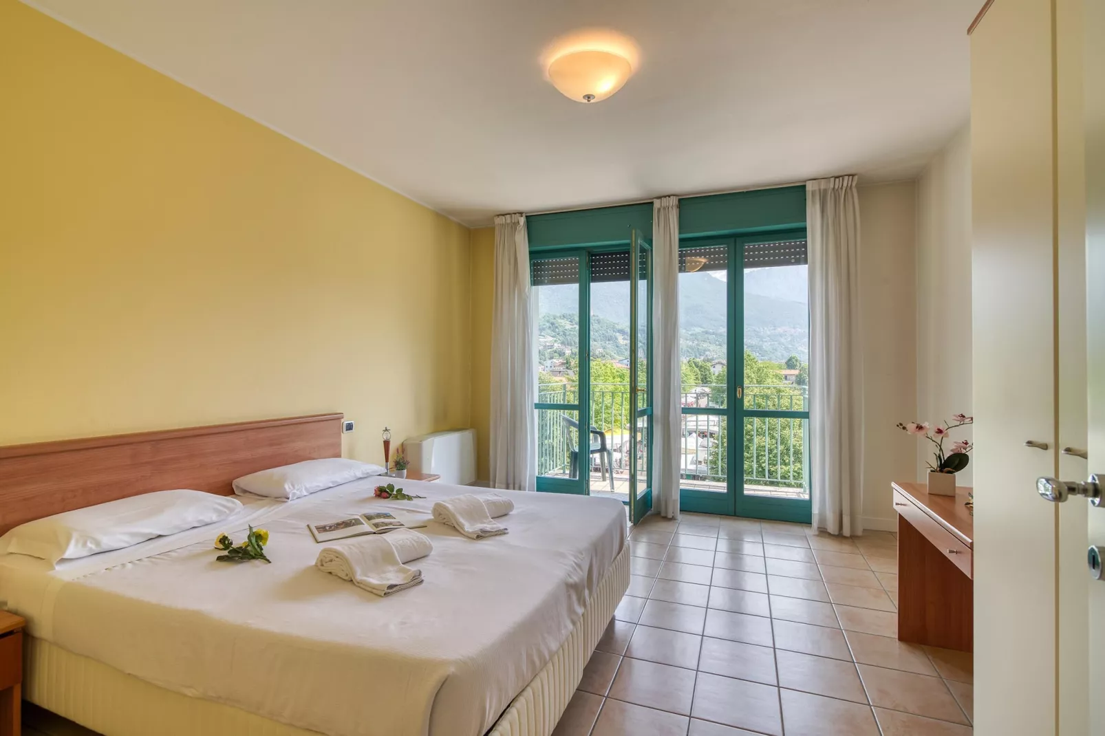 RESIDENCE PORTO LETIZIA - PALACE-1ROOM APT 4 PAX MOUNTAIN VIEW PLUS 8203 - P1MP4 - Bedroom