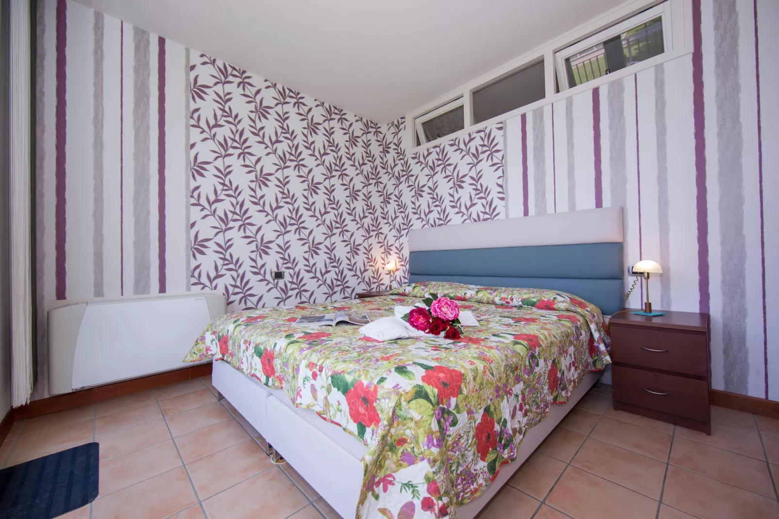 RESIDENCE PORTO LETIZIA - PALACE-2ROOM APT 6 PAX LAKE VIEW DELUXE 8210 - P2LD6 - Bedroom