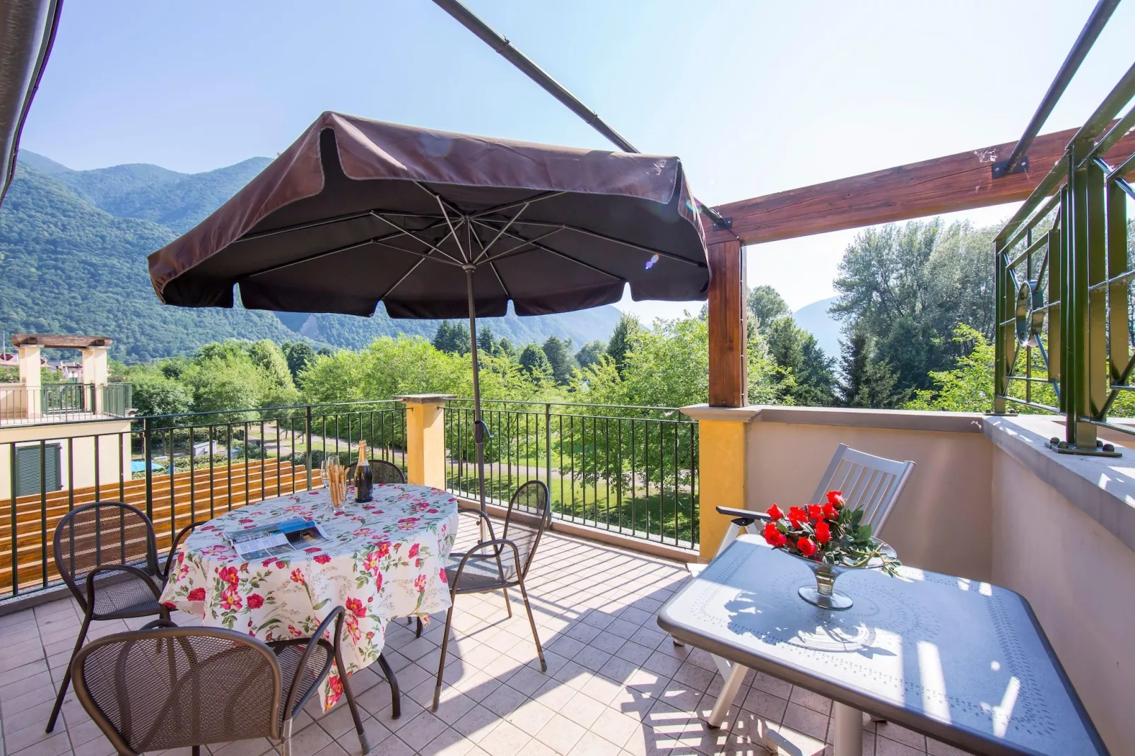 RESIDENCE PORTO LETIZIA - VILLAS-STUDIO 4 PAX VISTA LAGO PLUS 8213 - VSLP4 - Terrace balcony