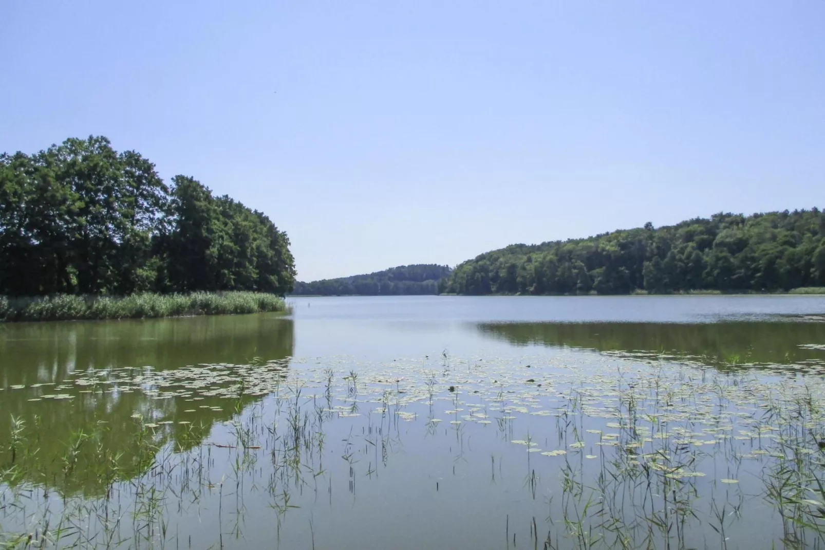 HolidayHouse with the big tarasse&garden in Kolczewo LIT-Water view