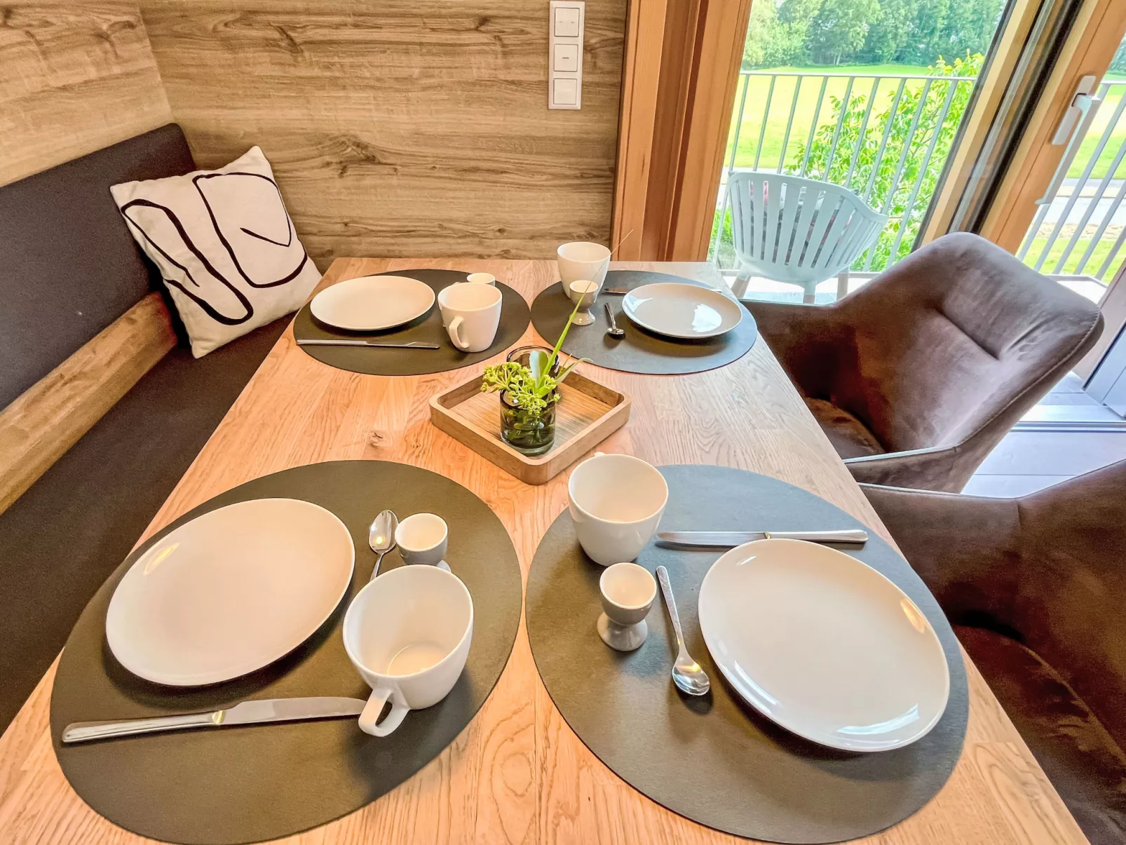 Kinast (HFT202) - Drinnen