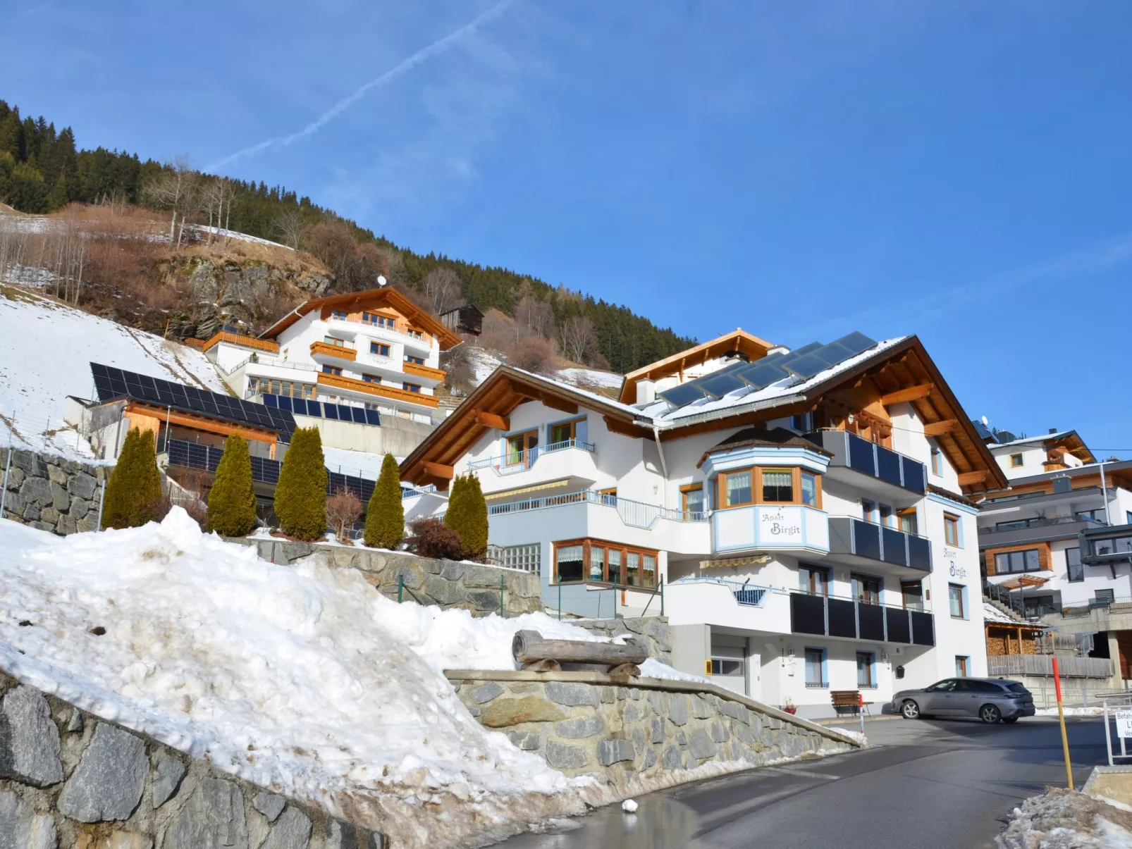 Apart Birgit-Outside