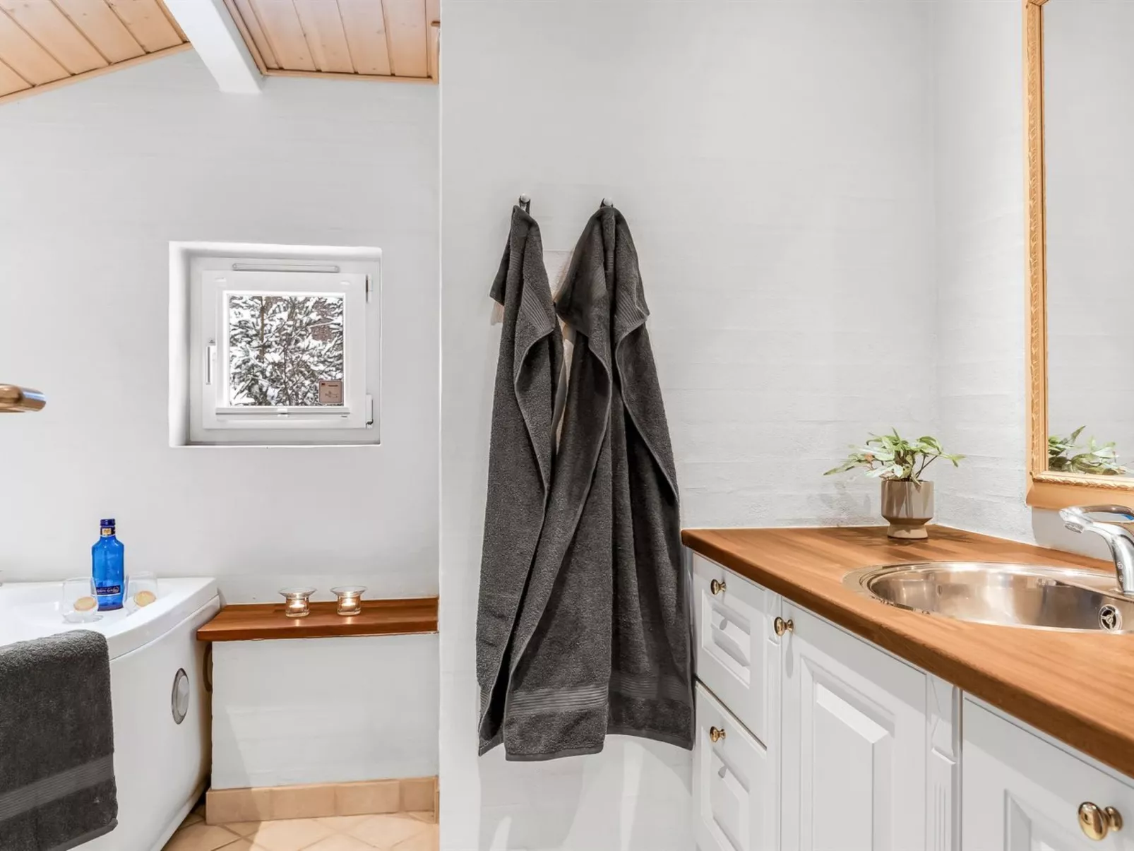 "Valda" - 1.5km from the sea-Inside