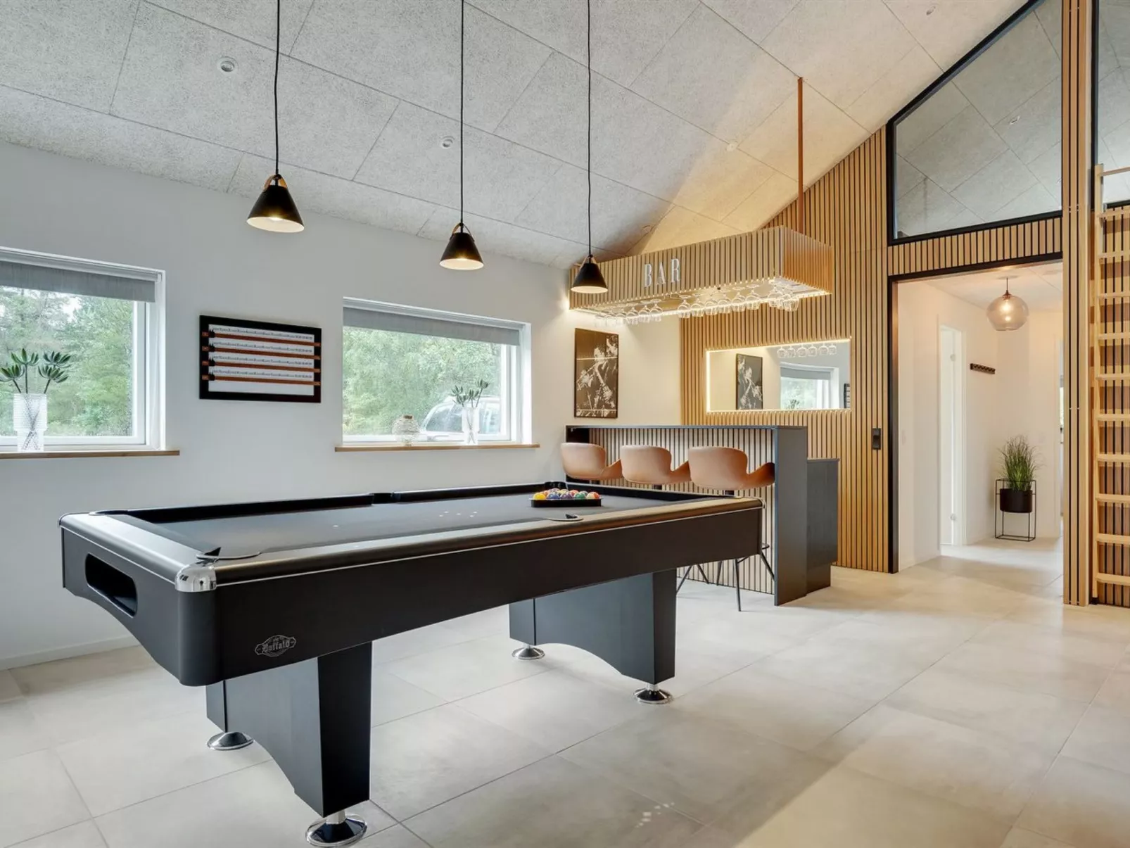 "Menja" - 1.4km from the sea-Inside