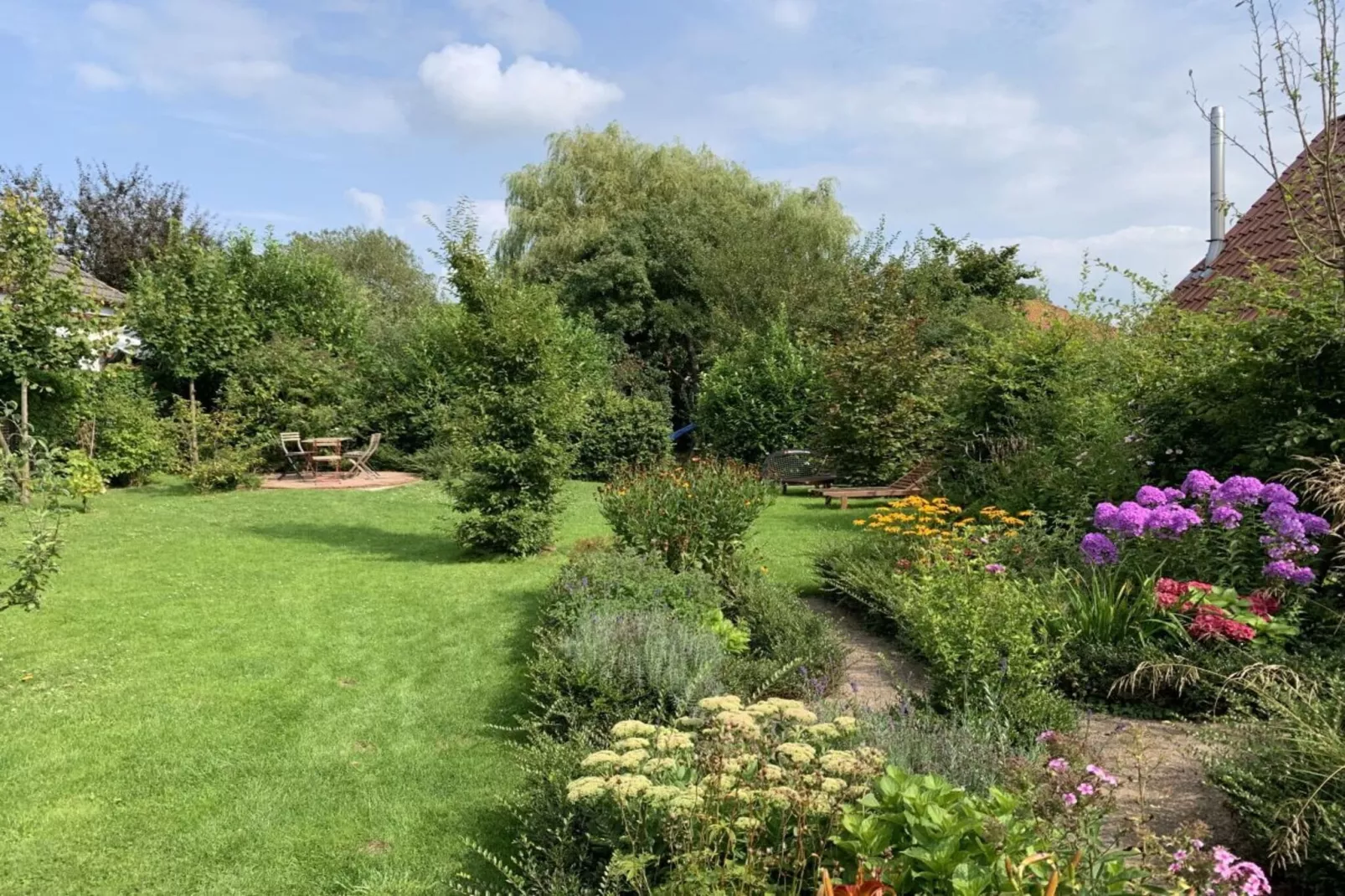 297205-Jardins en été