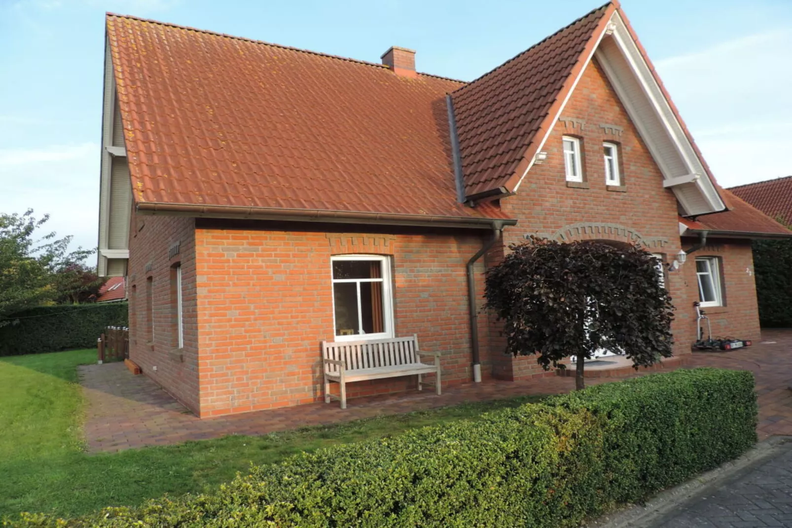 79433-Exterior in summer