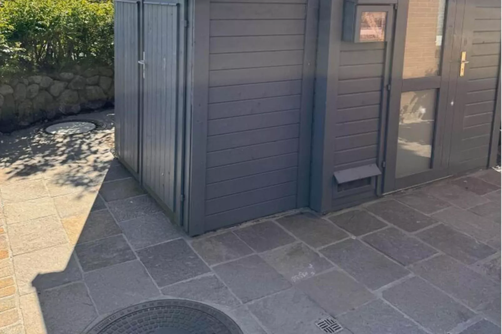 298006-Exterior in summer