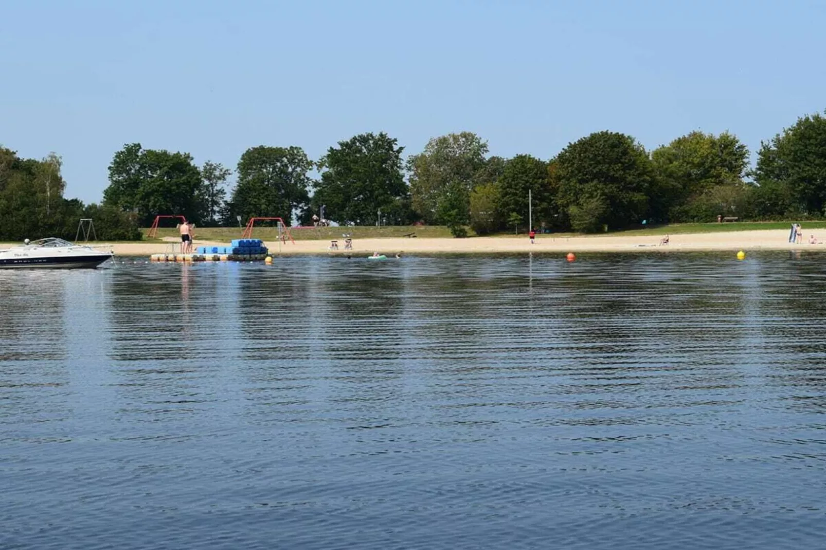 522409-Areas within 5km in summer