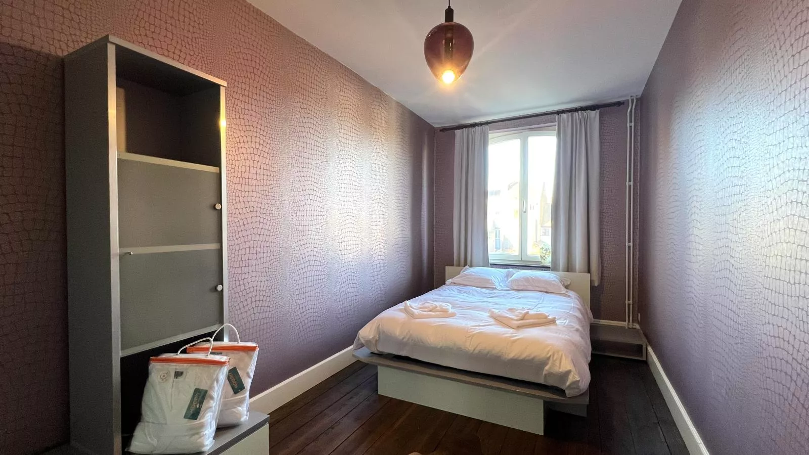 La Maison Bleue Ronse - Schlafzimmer