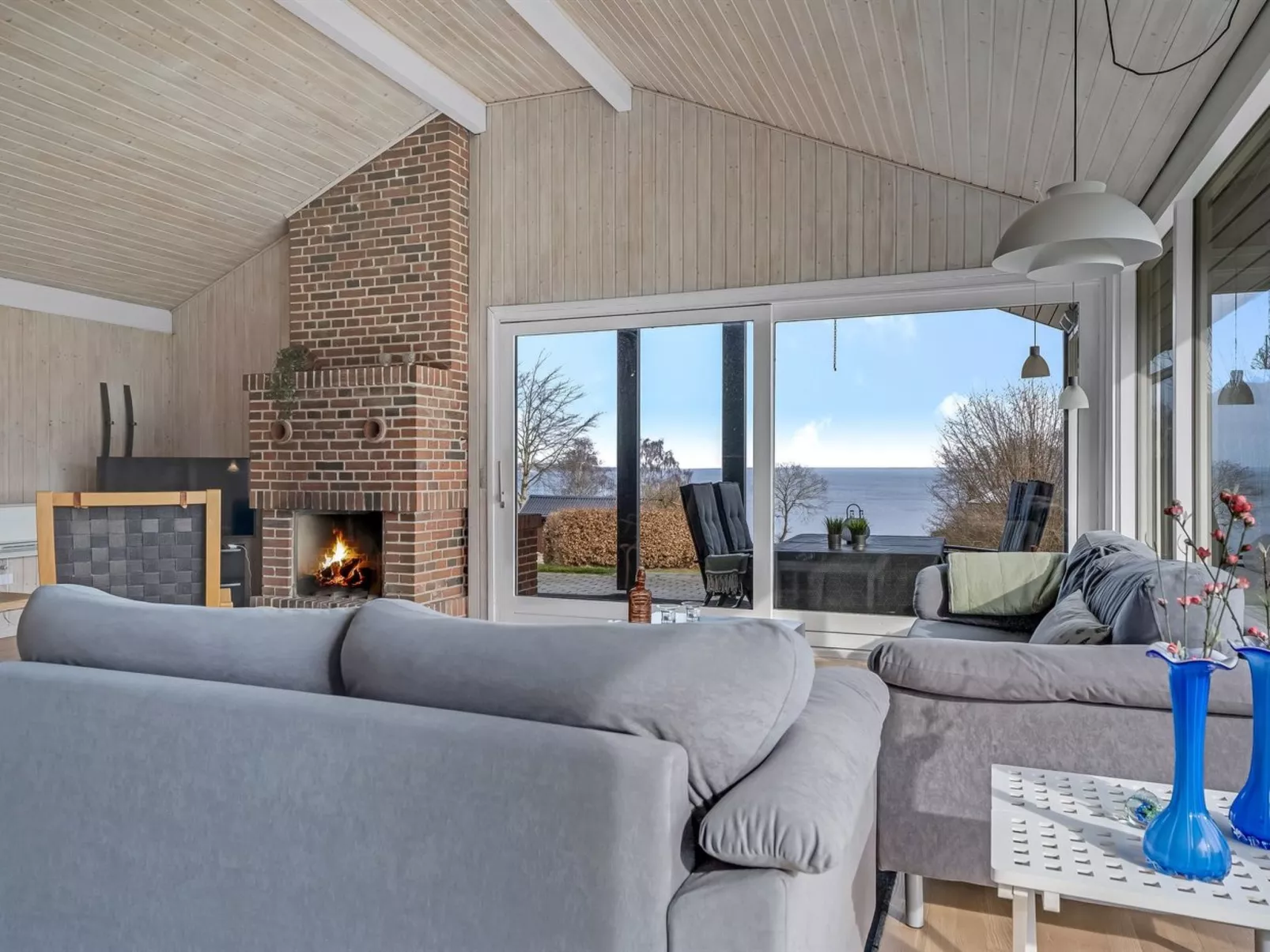 "Tosti" - 180m to the fjord-Dedans