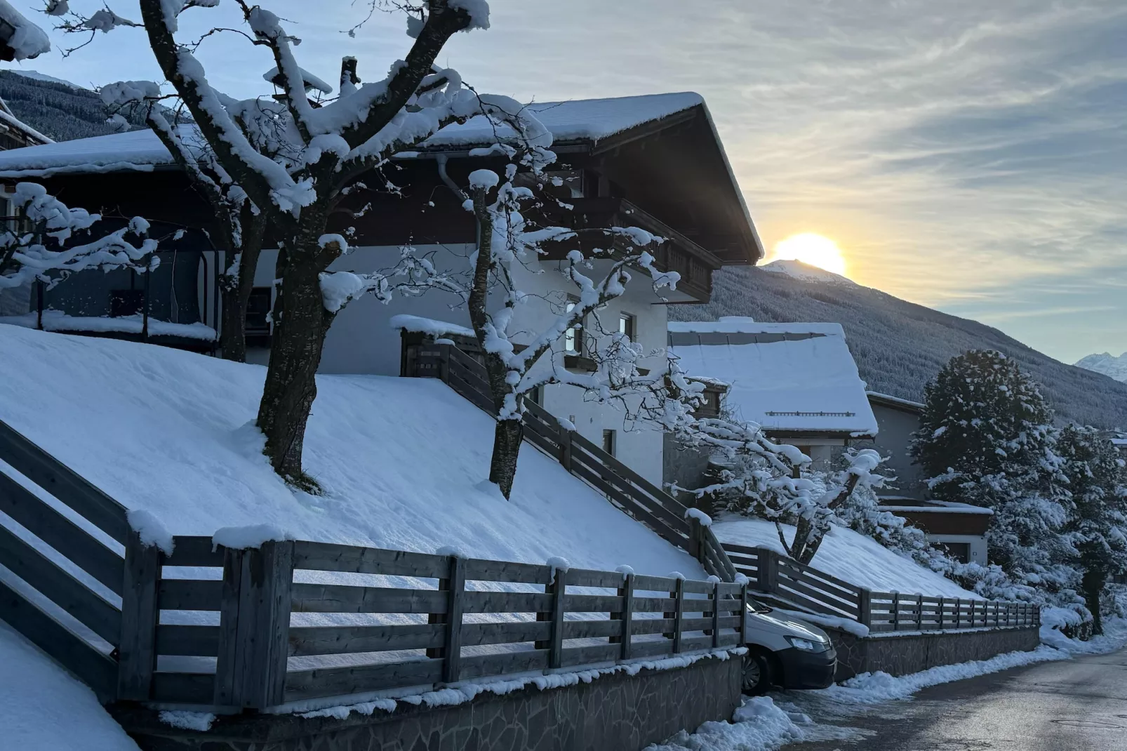 Alpenchalet Berggold-Garten Winter