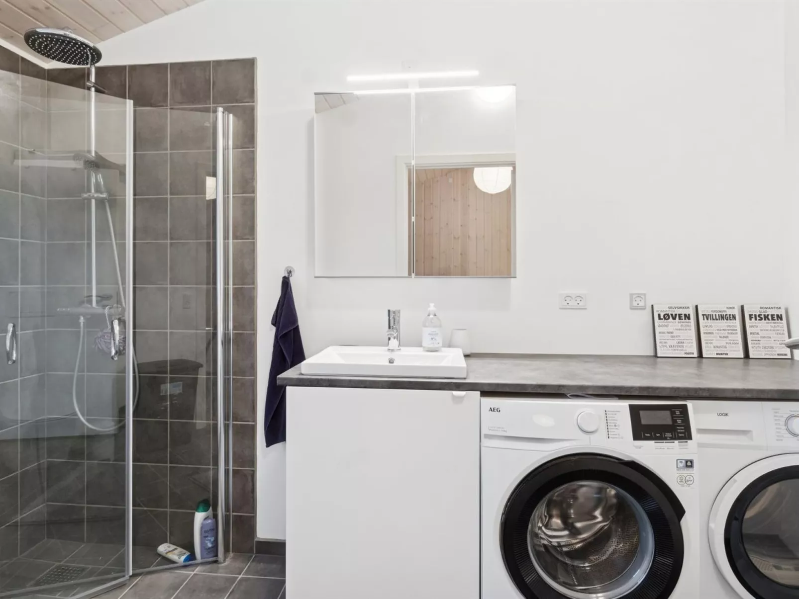 "Amitola" - 800m from the sea-Dedans