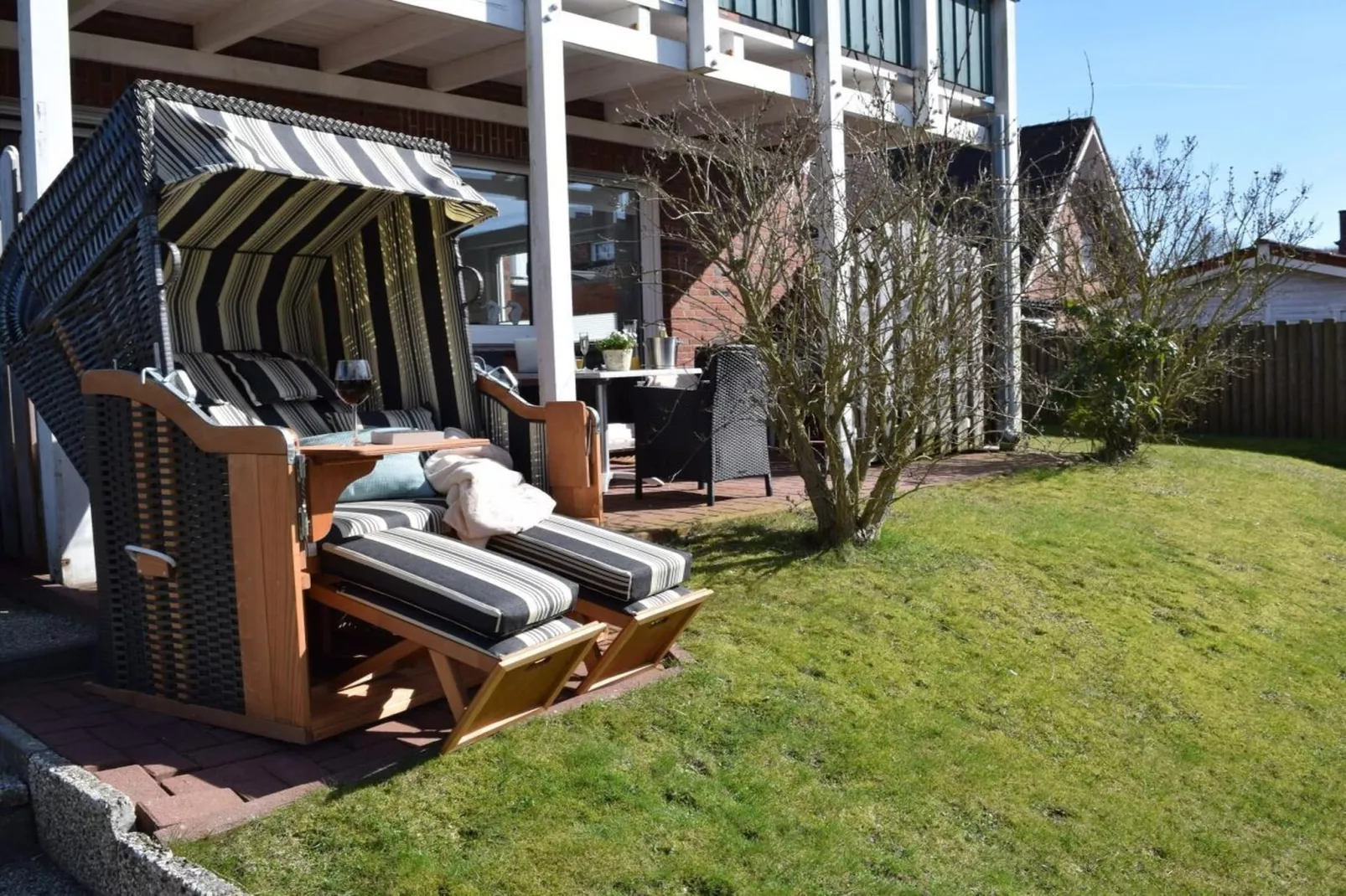 287711 - Jardins en été