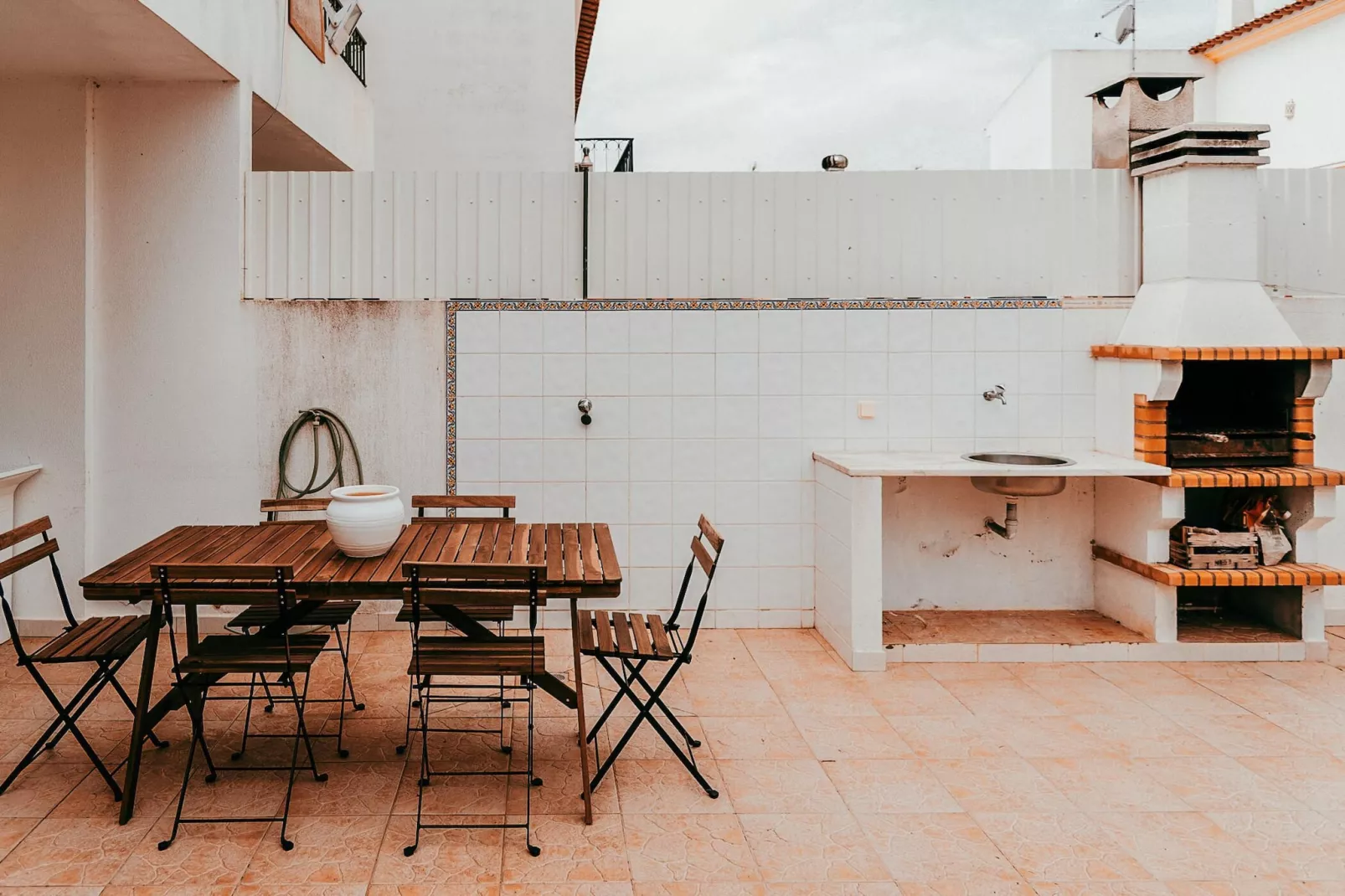 Altura Beach Villa by GT House-Terrace balcony