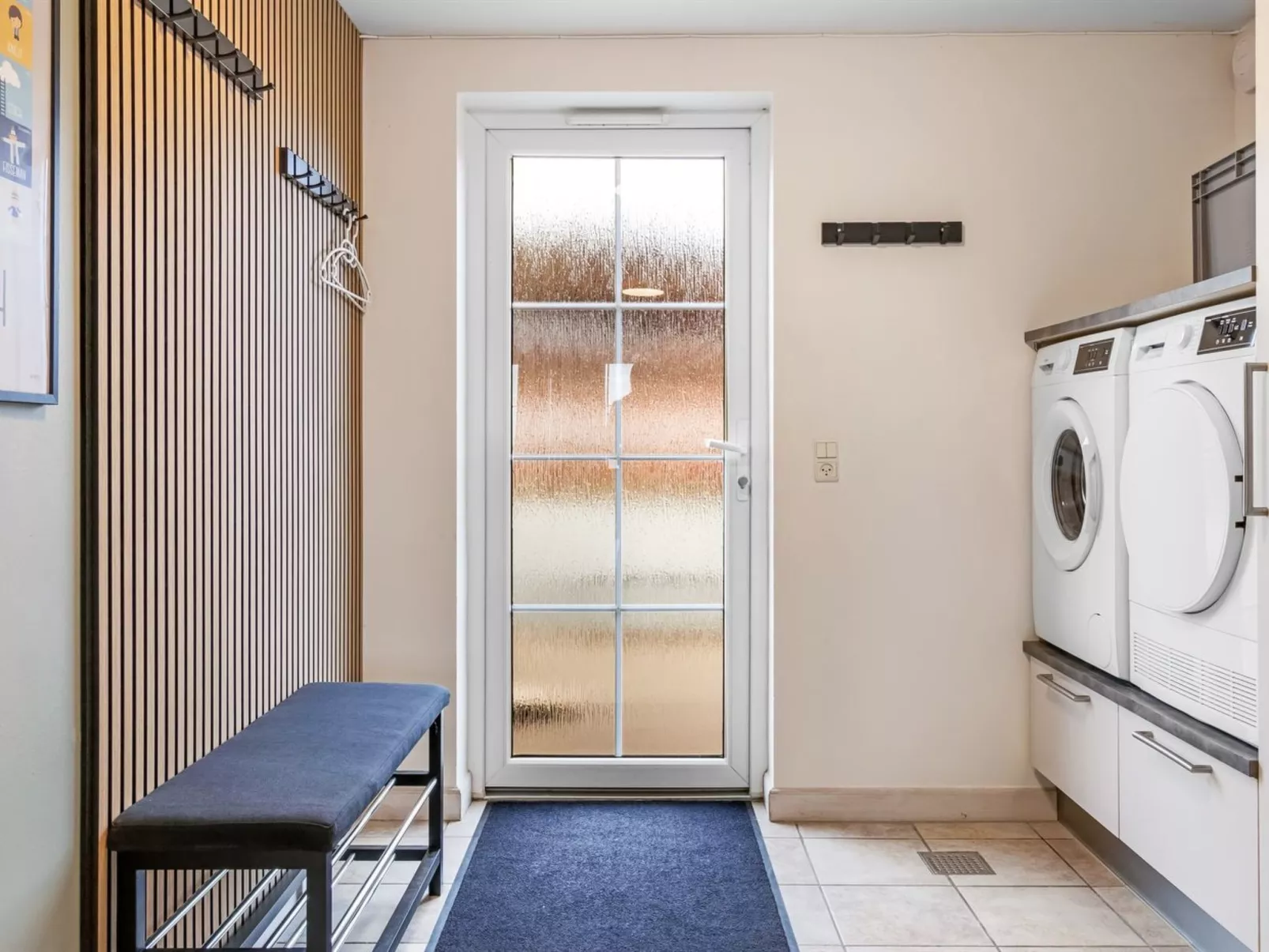 "Auwe" - 3.5km from the sea-Drinnen