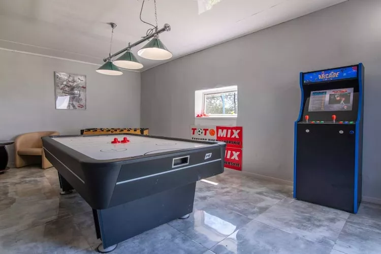 Butterfly-Recreation room