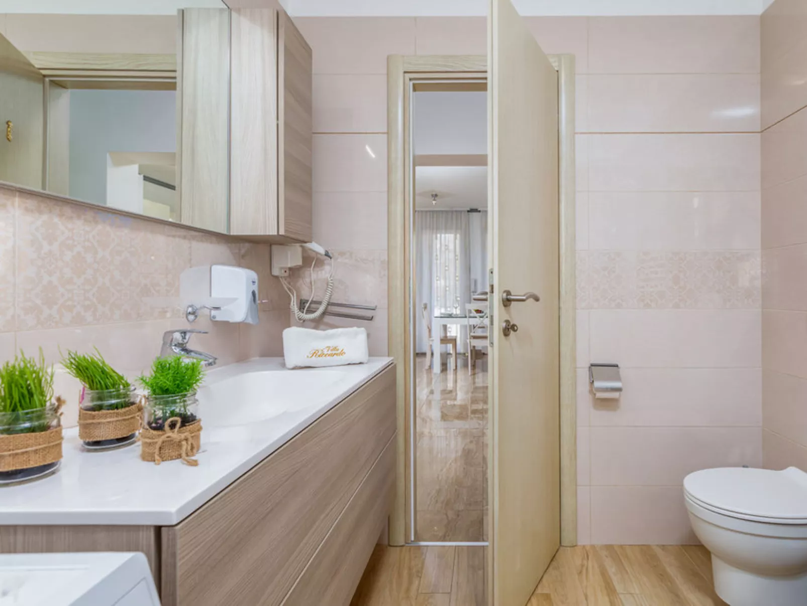 Villa Ricardo-Drinnen