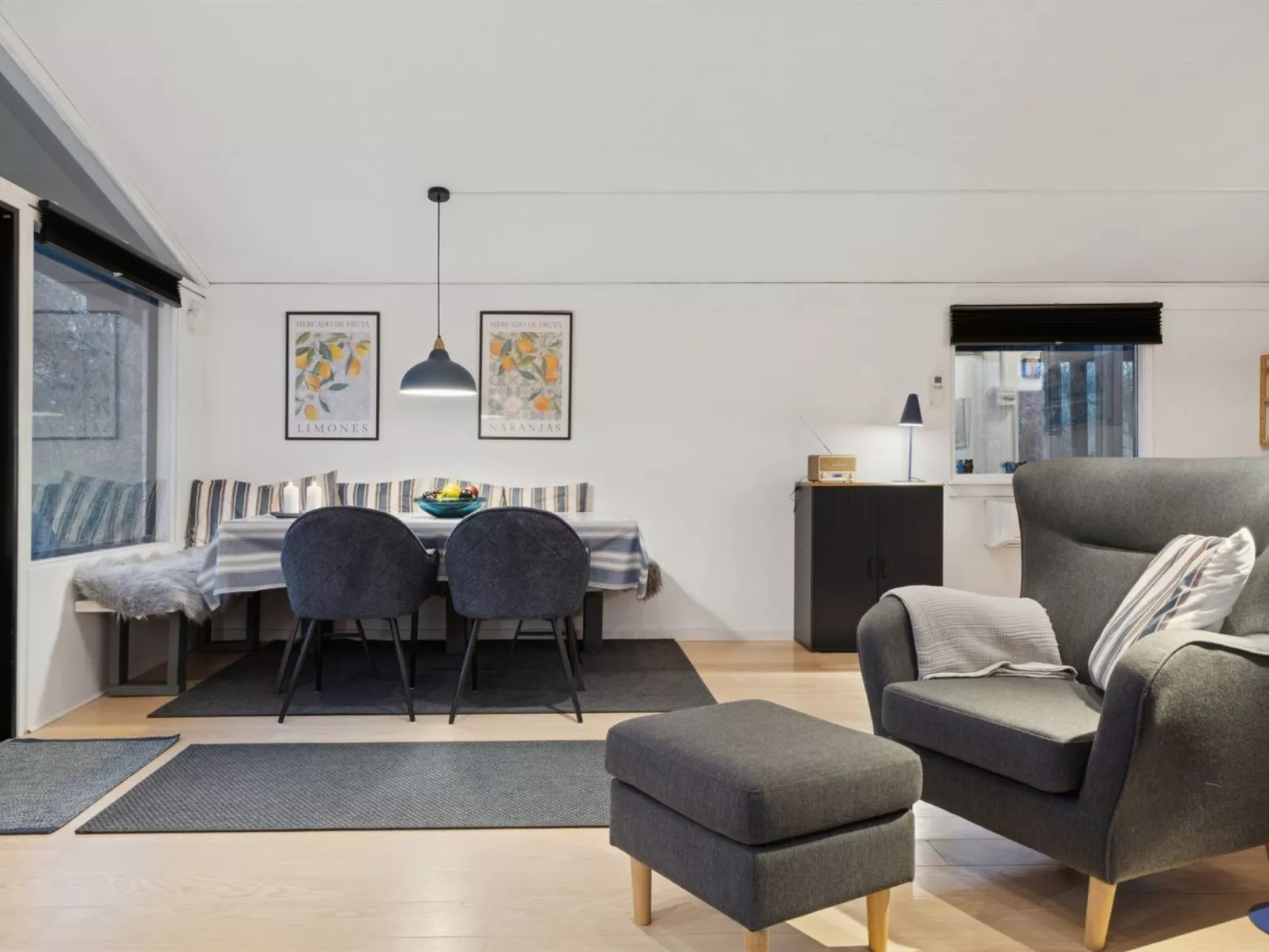 "Ordan" - 140m to the fjord-Inside