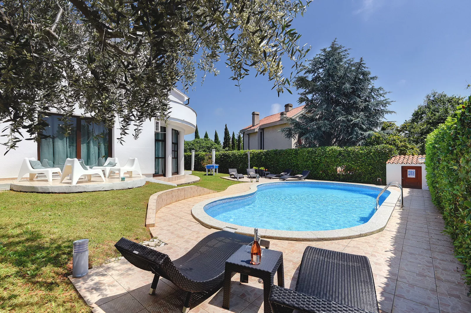 Villa Mutila-Pool
