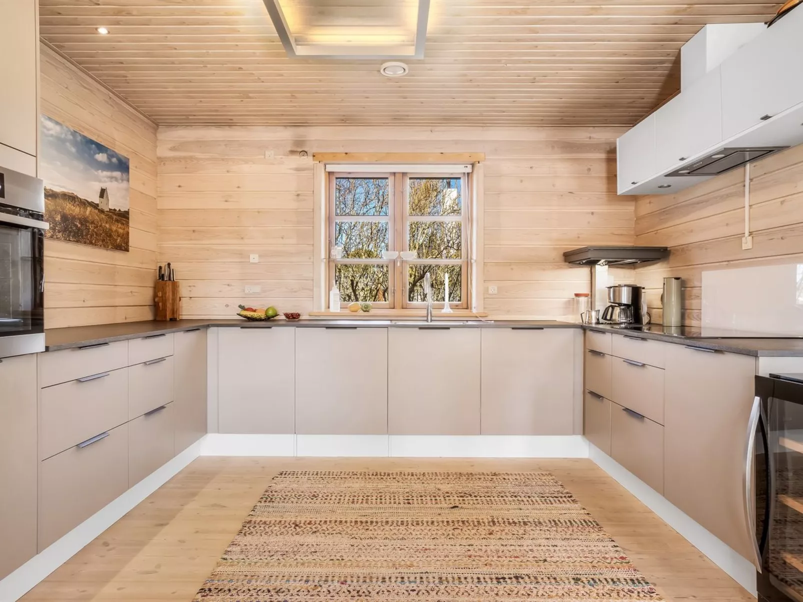 "Uolevi" - 600m from the sea - Inside