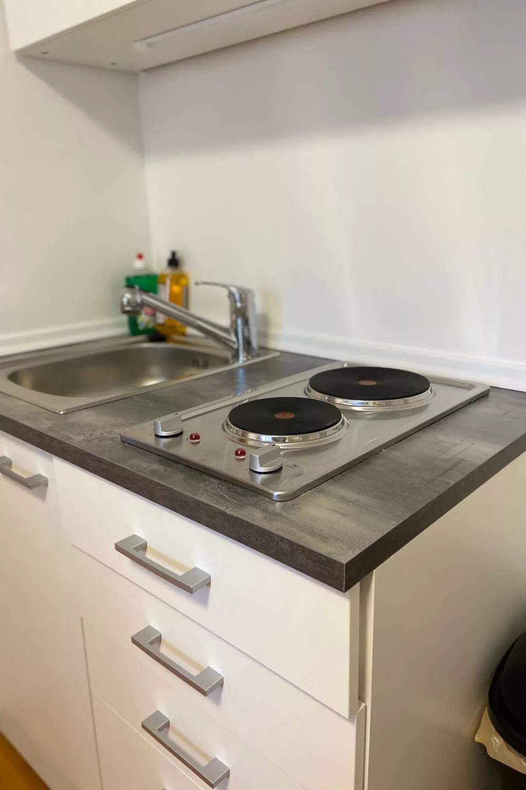 Studio in zentraler Lage - nur wenige Minuten zum See und Stadt - Image-tags.info