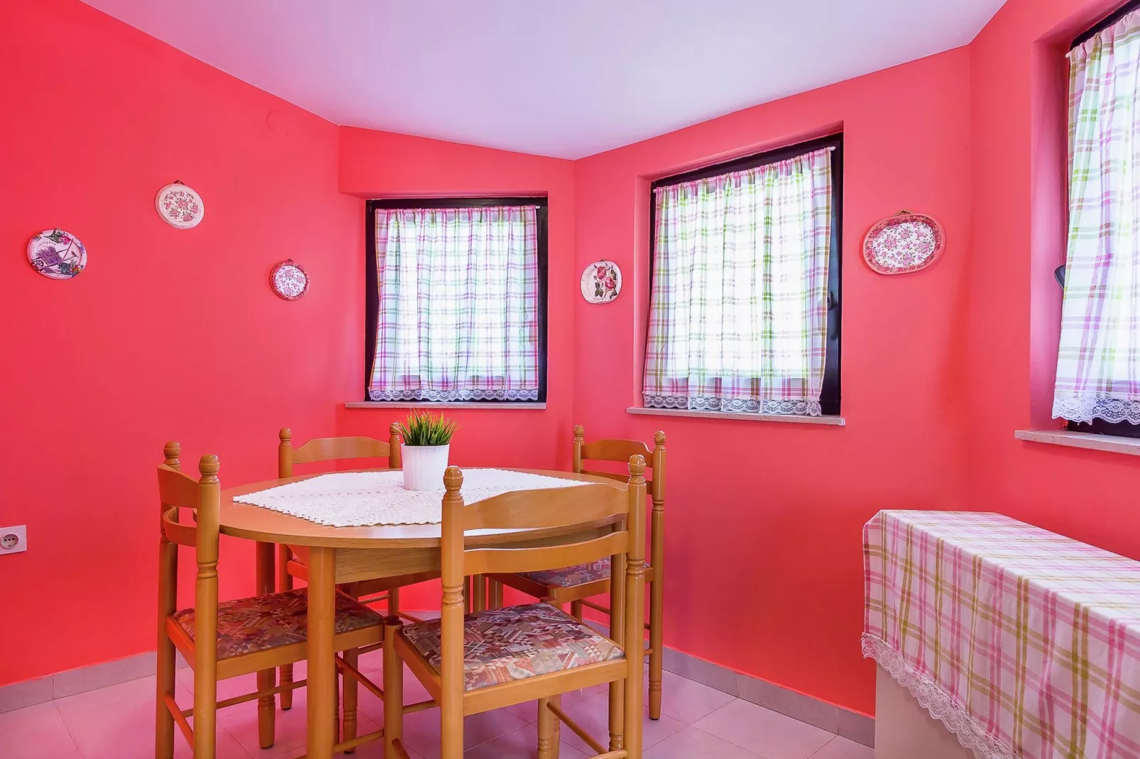 House Irena A1-Dining room