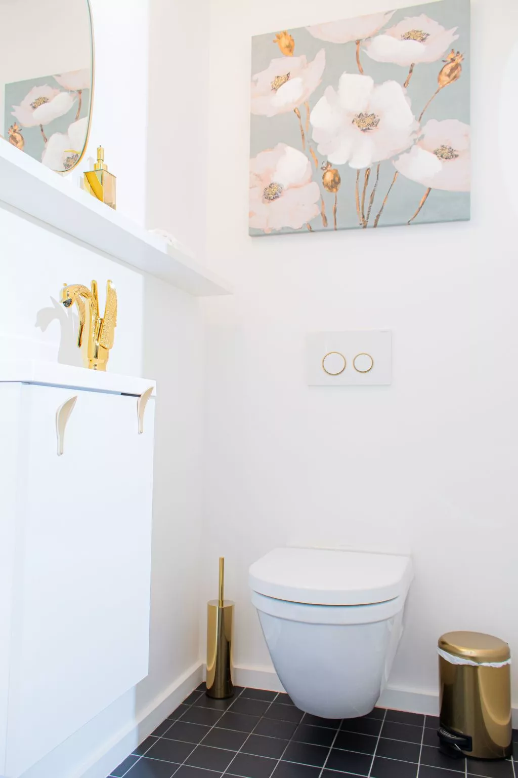 "Chic City Escape 2B" - Image-tags.info