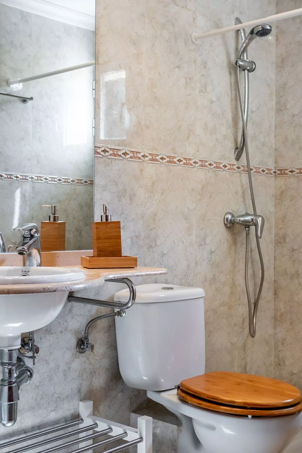 Exklusive Villa mit Meerblick und privatem Pool - Image-tags.info