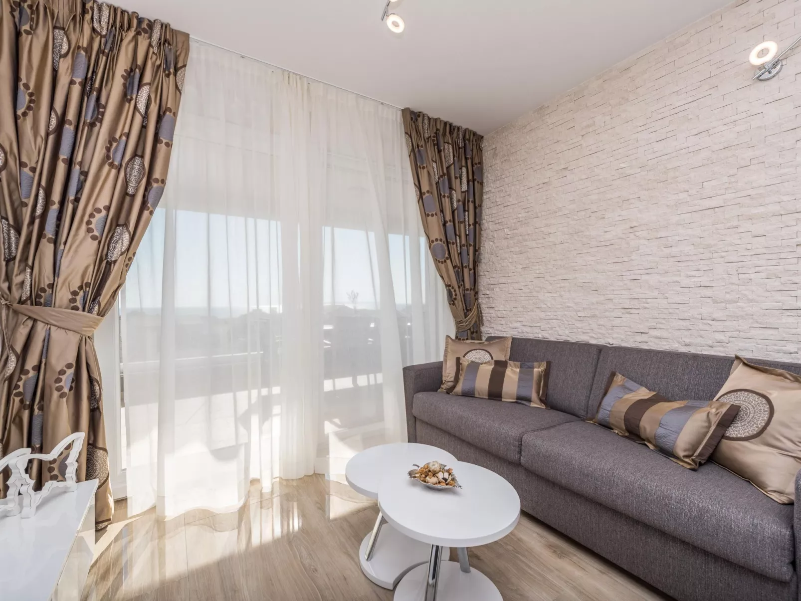 Villa Zora with Private Pool - Image-tags.info