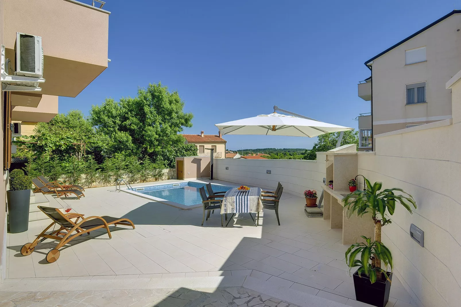 Casa Miceli-Pool