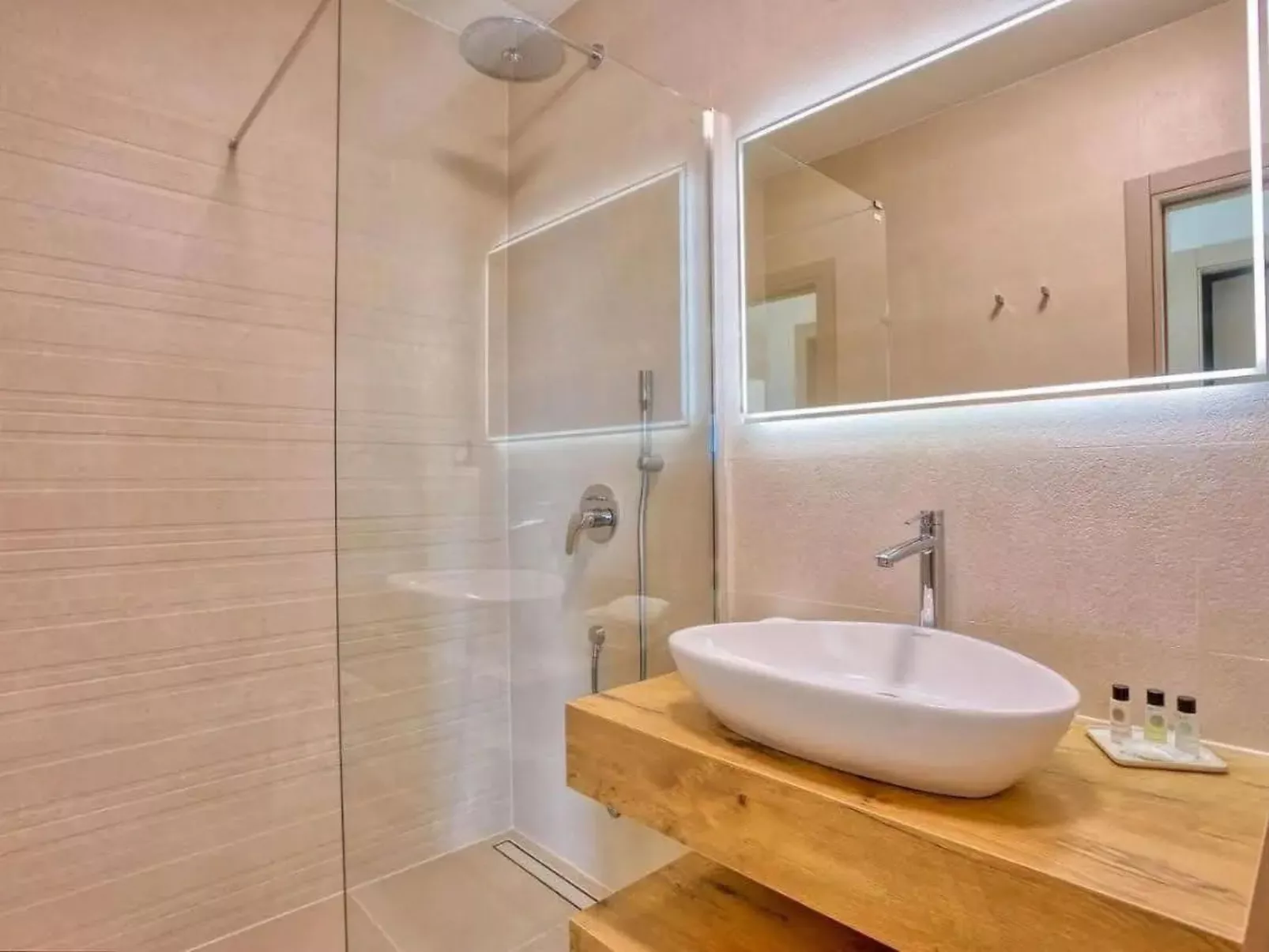 Exklusive Villa Magic mit beheiztem Pool und Sauna - Image-tags.info