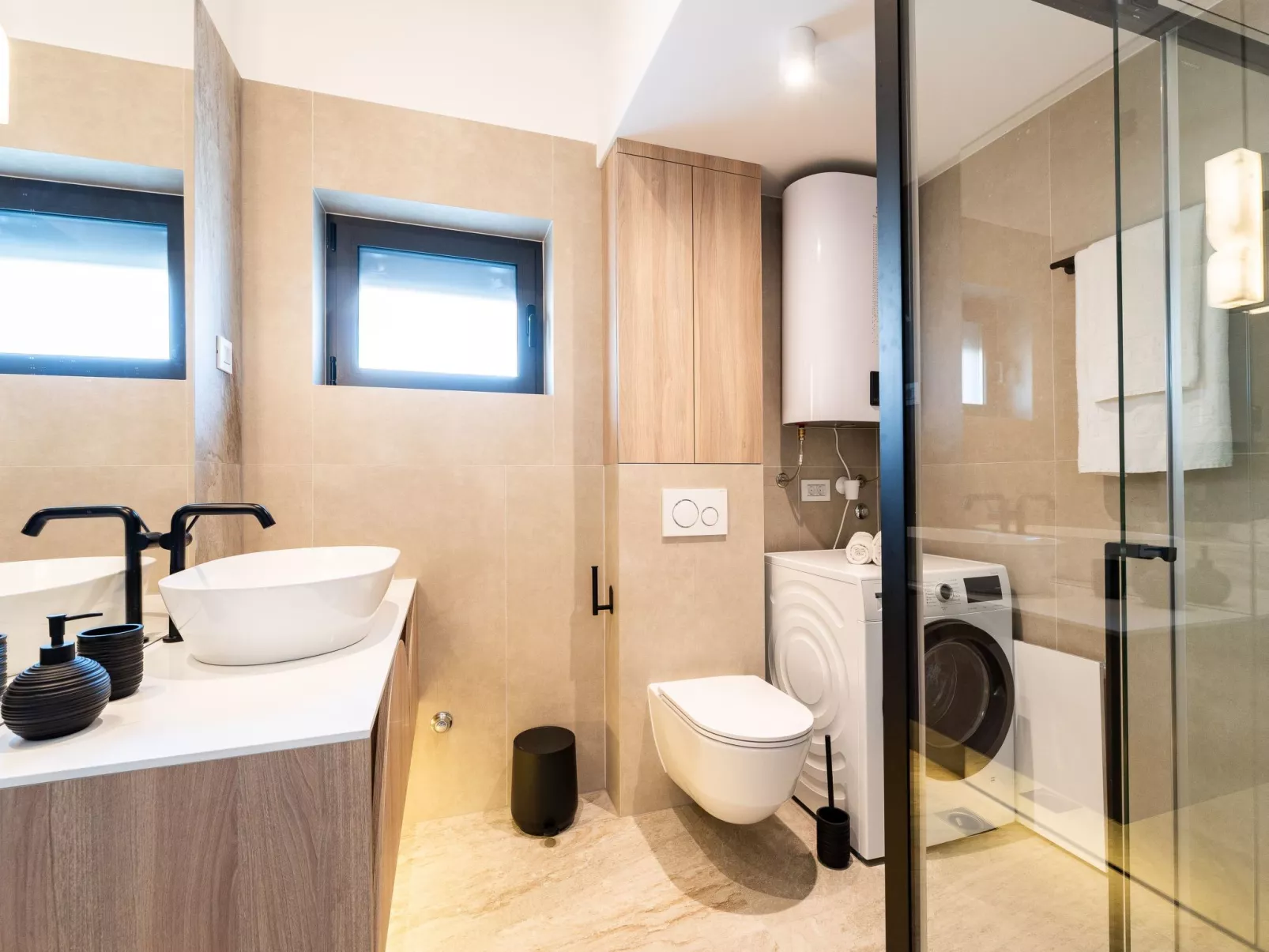 Vier-Schlafzimmer-Wohnung Dantela mit Tauchbecken - Inside