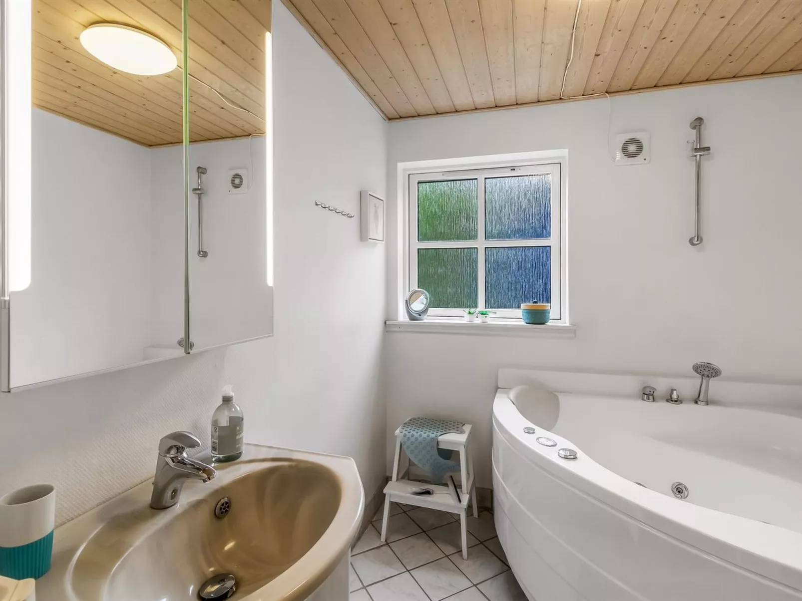 "Tomassine" - Drinnen