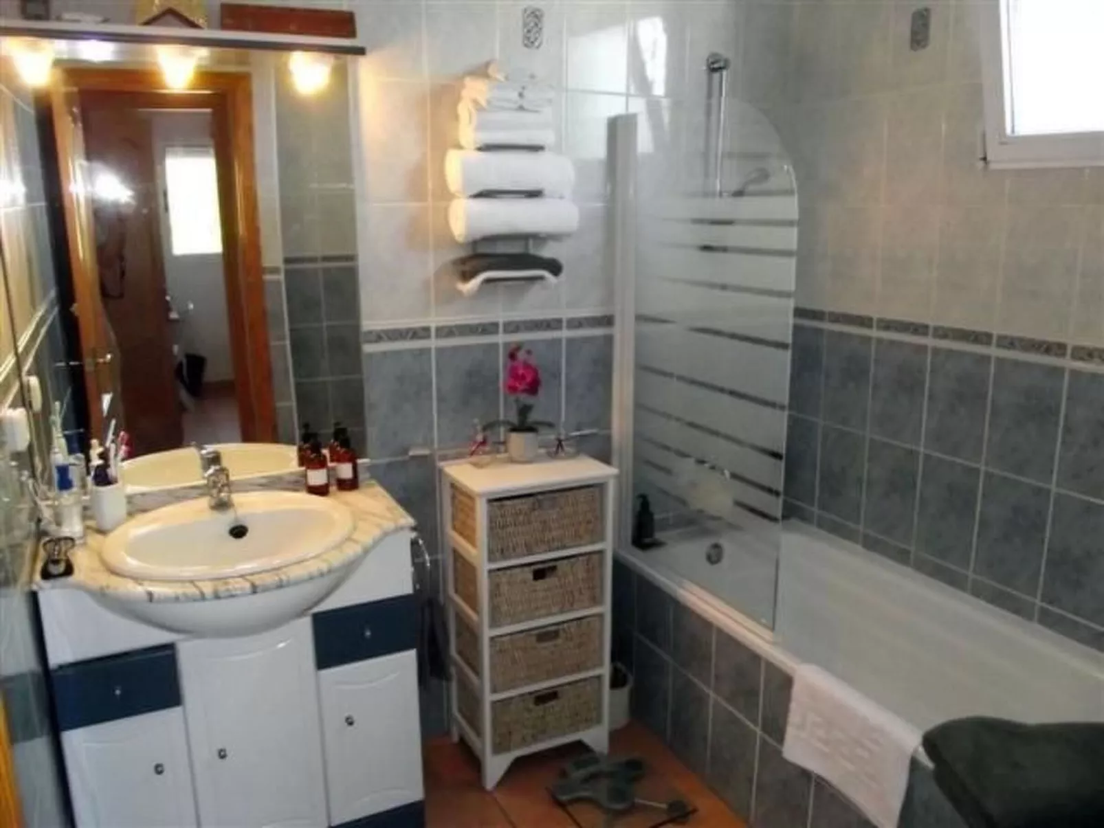 Villa im spanischen Stil mit großem Pool und ein - Drinnen